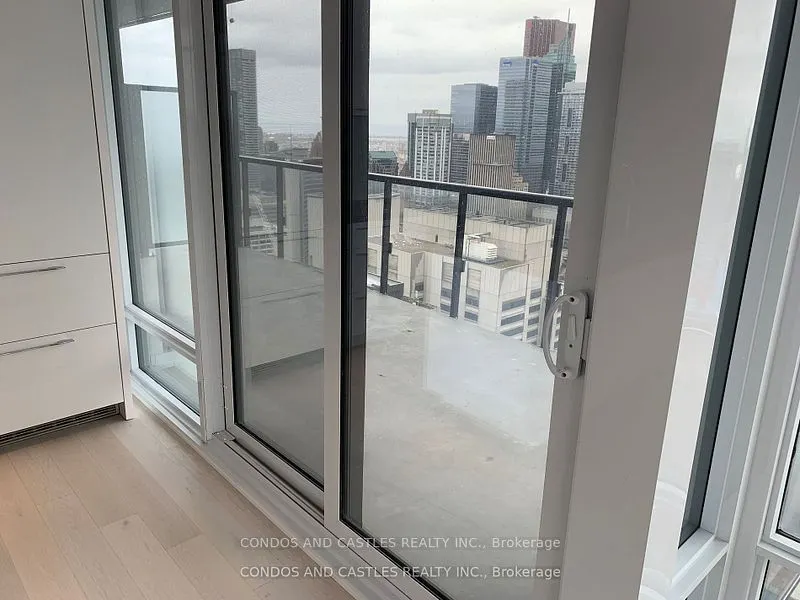 488 University Avenue, #3210