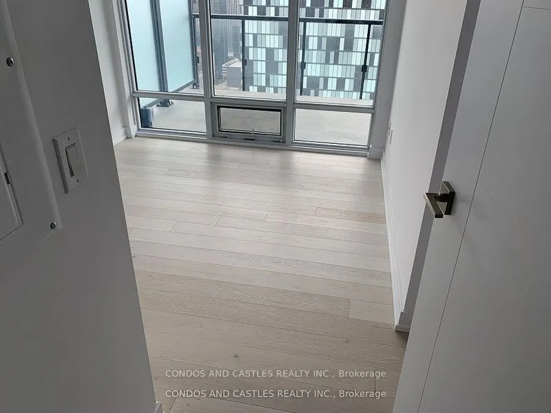 488 University Avenue, #3210