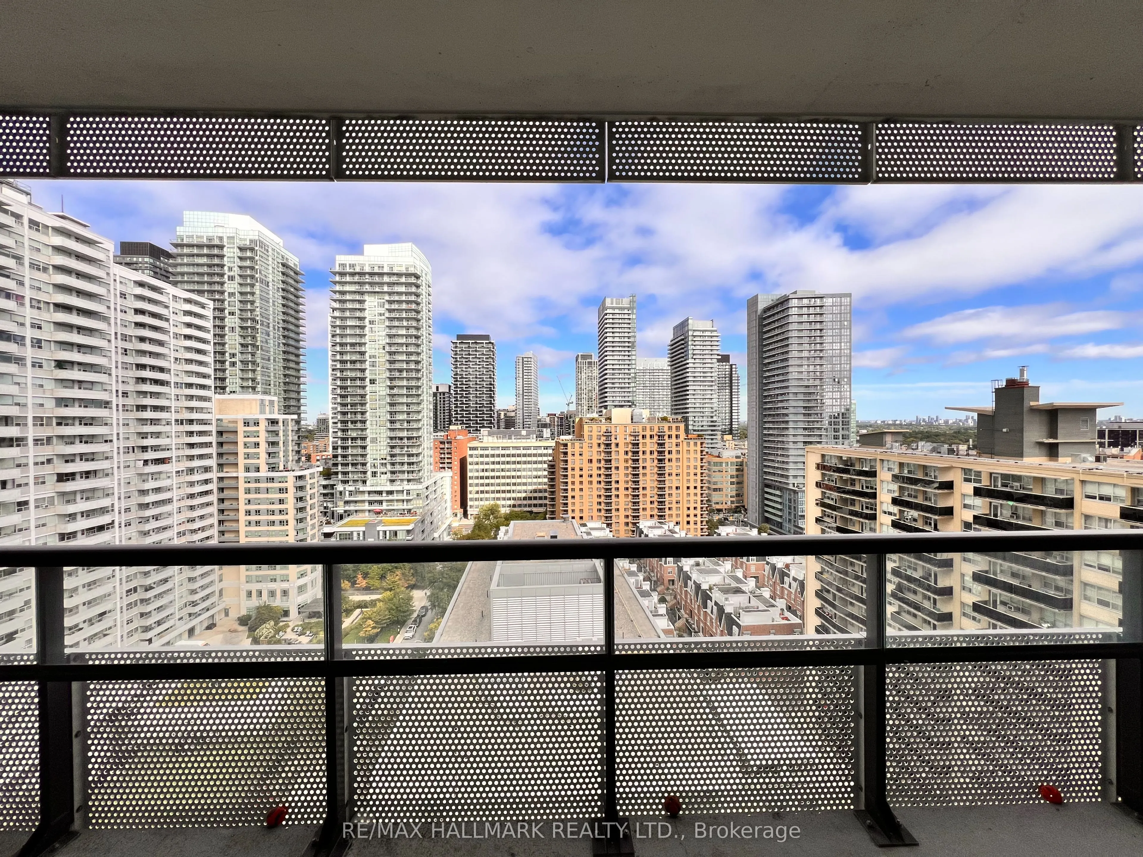 11 Lillian Street, #1508