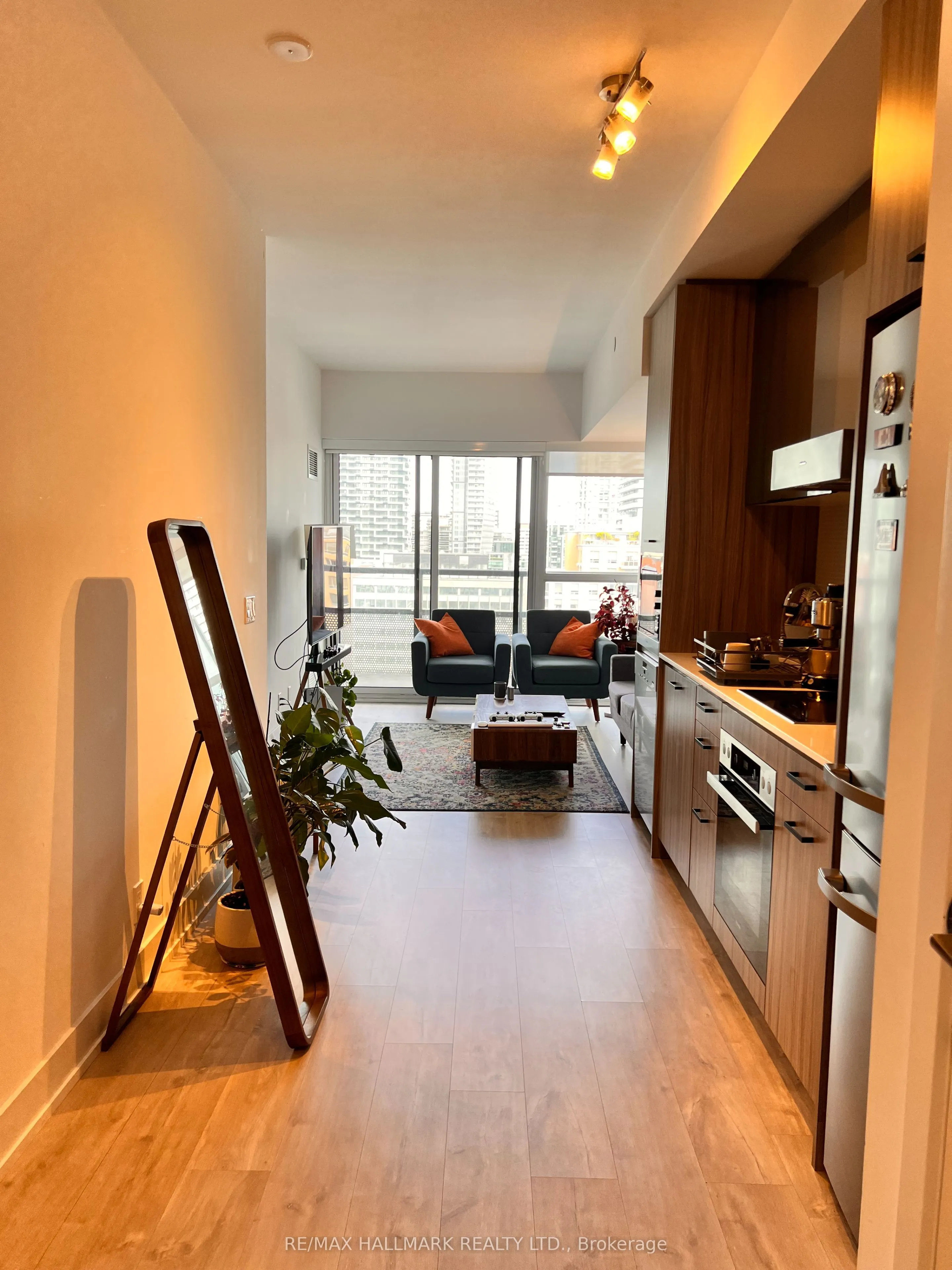 11 Lillian Street, #1508