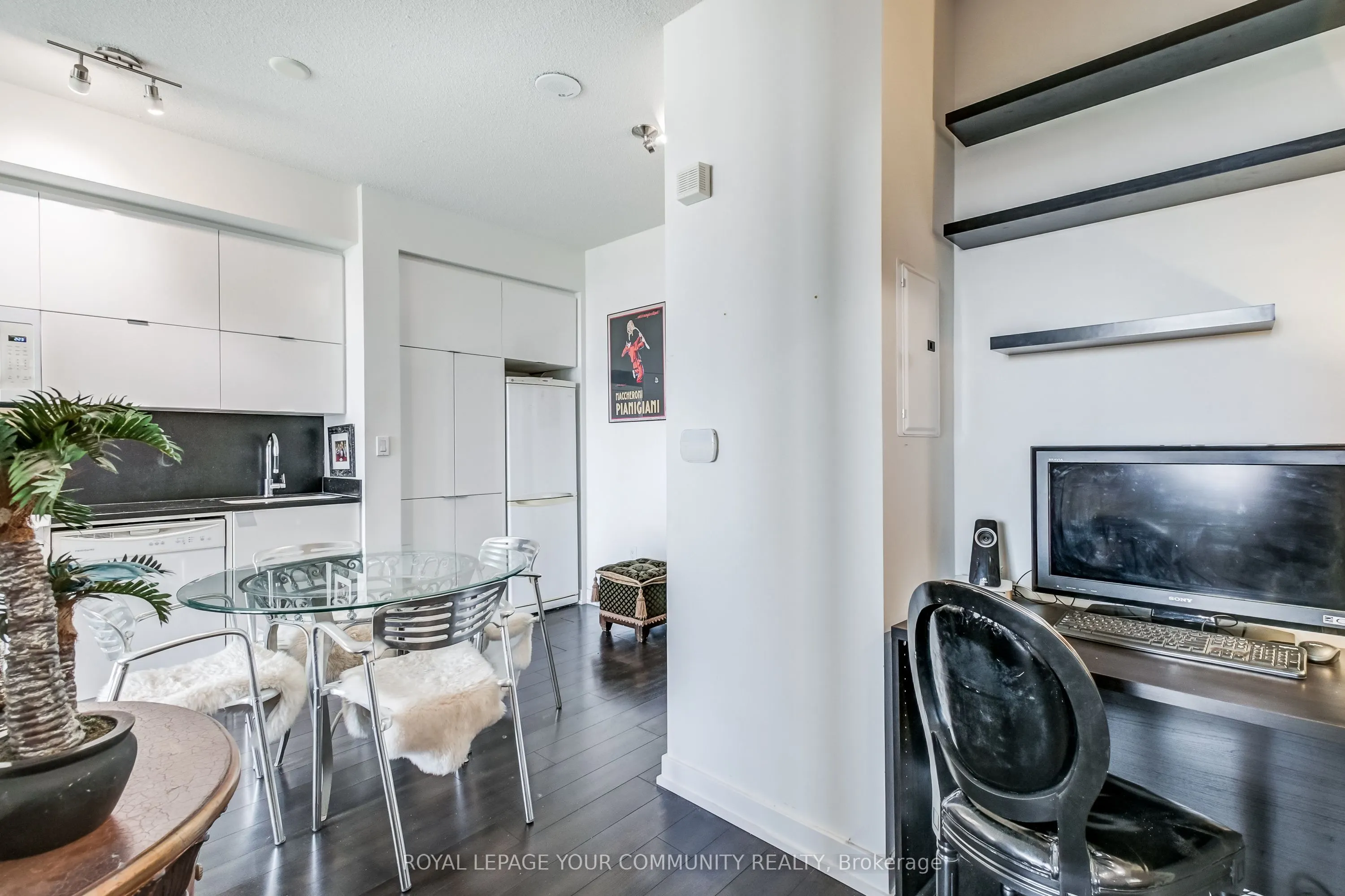 21 Iceboat Terrace, #3611