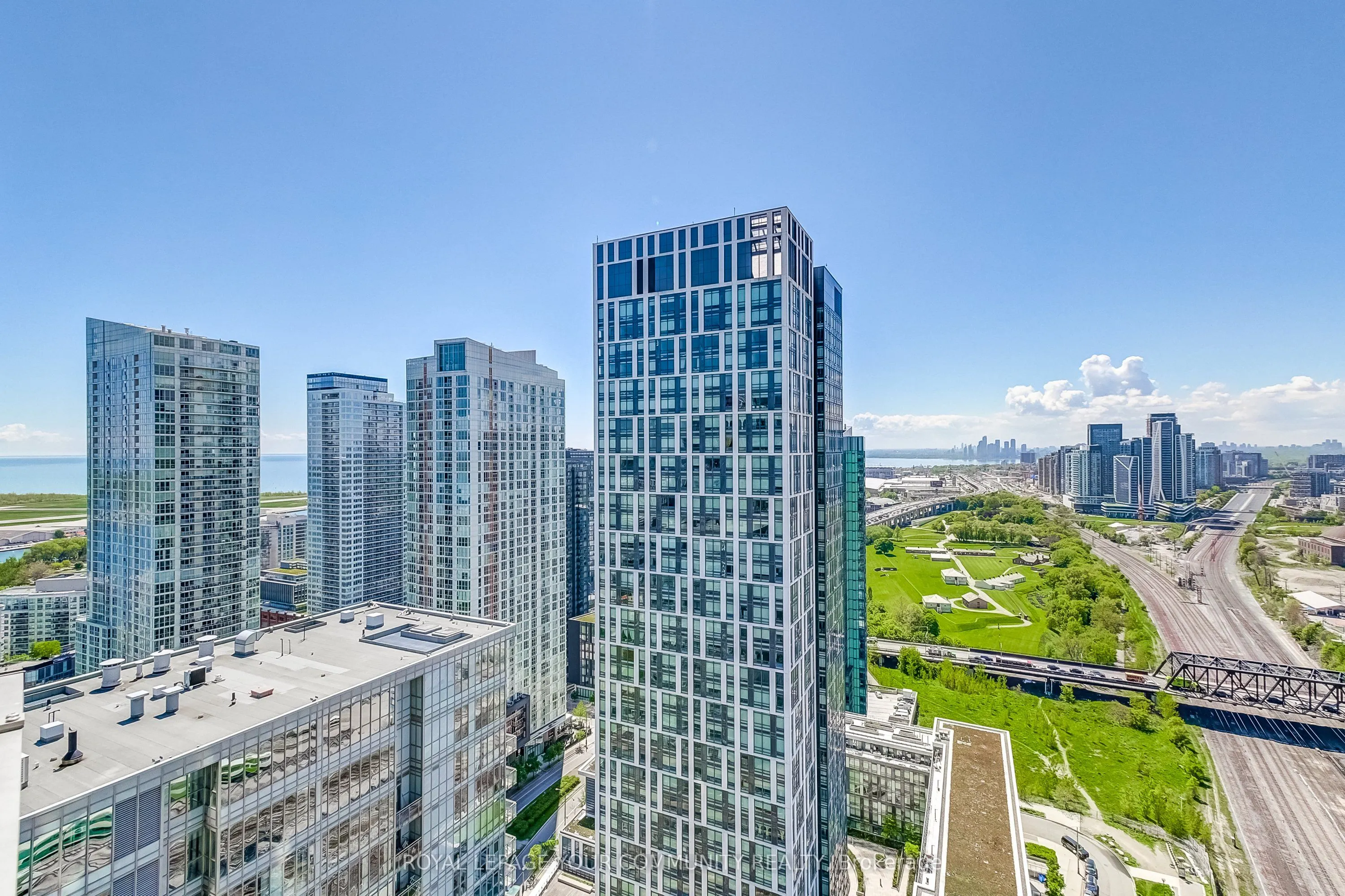 21 Iceboat Terrace, #3611