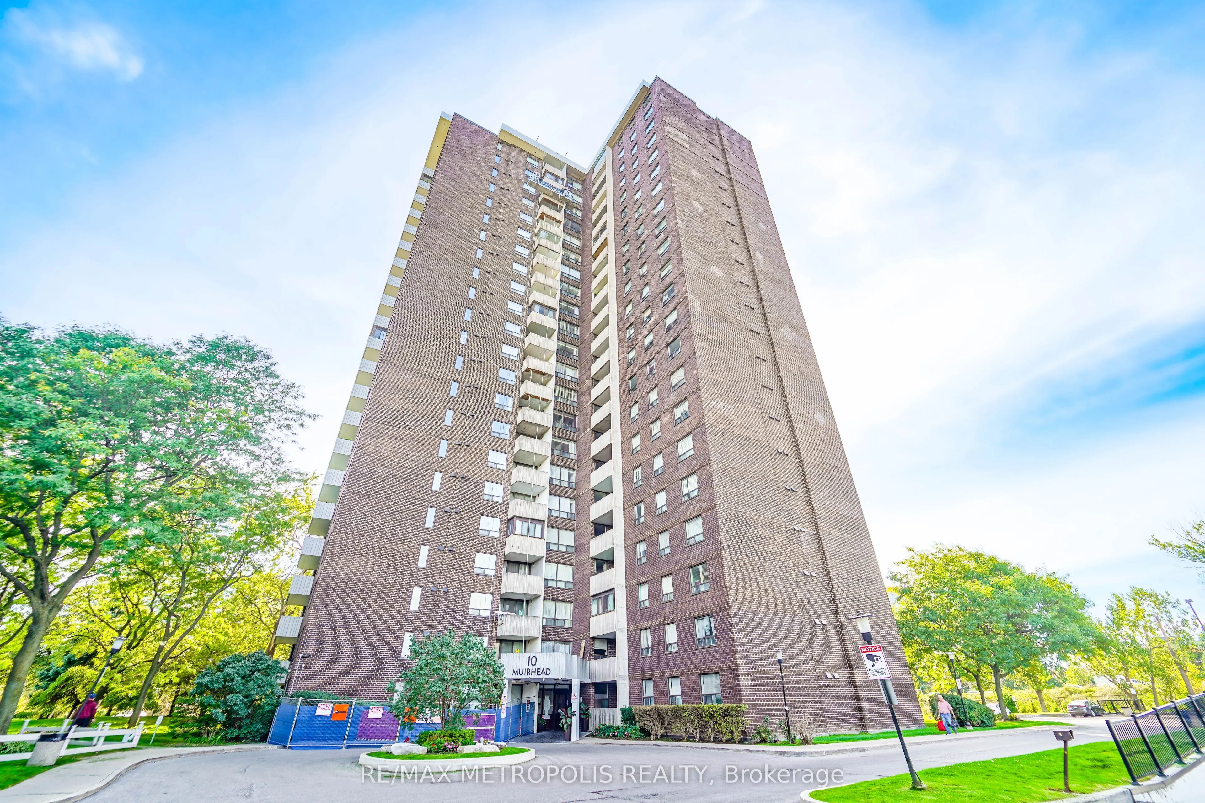 10 Muirhead Road, #206