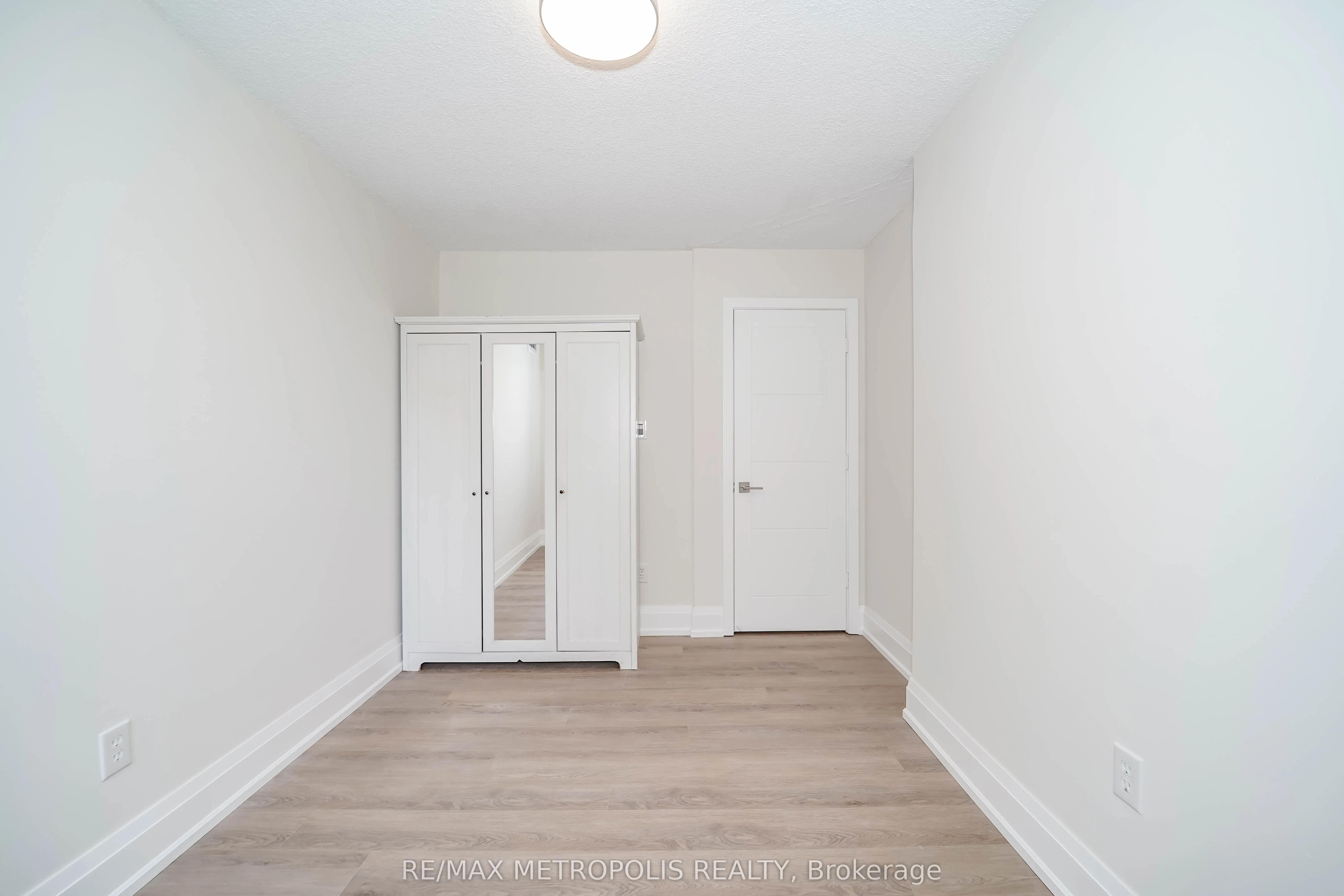 10 Muirhead Road, #206