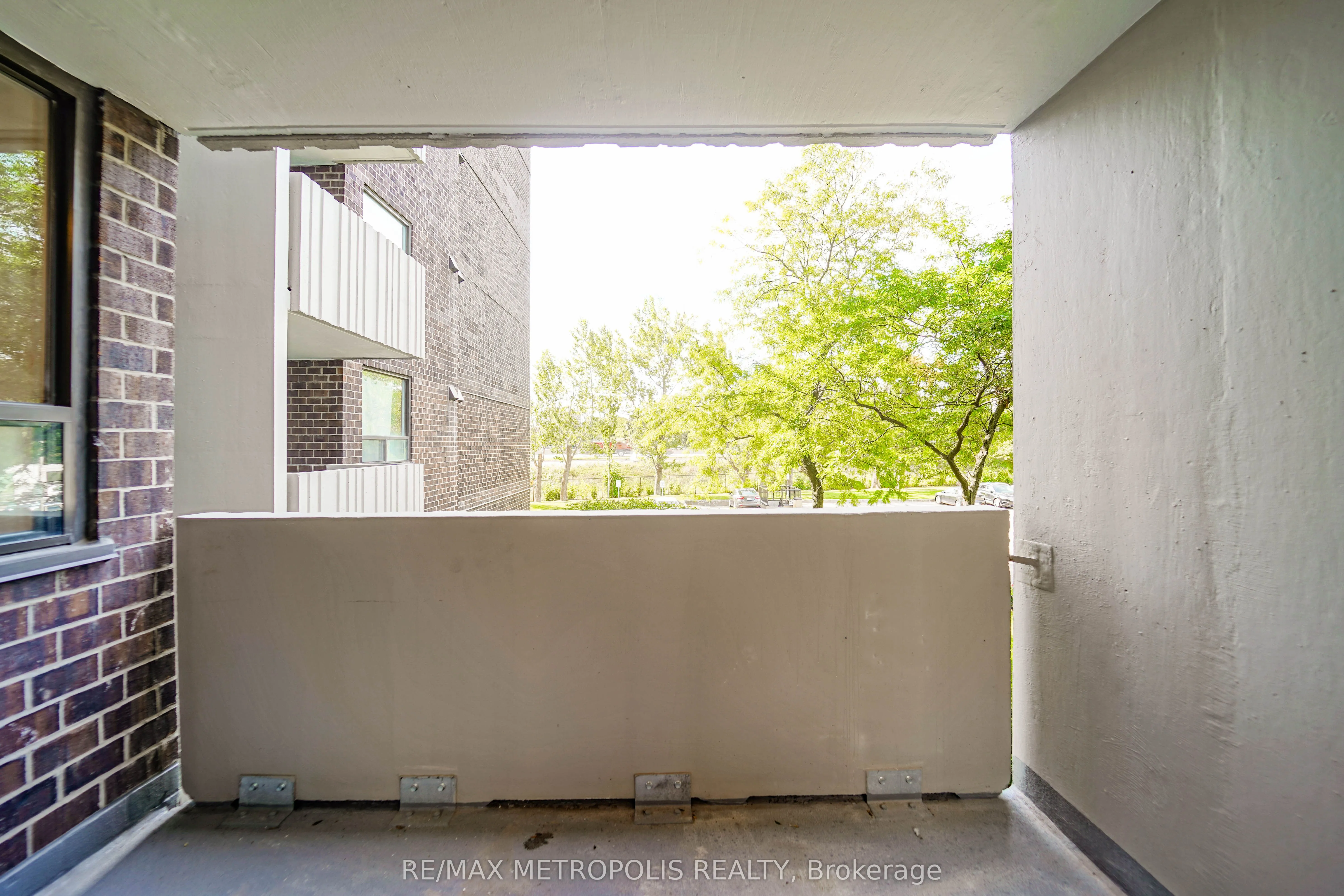 10 Muirhead Road, #206