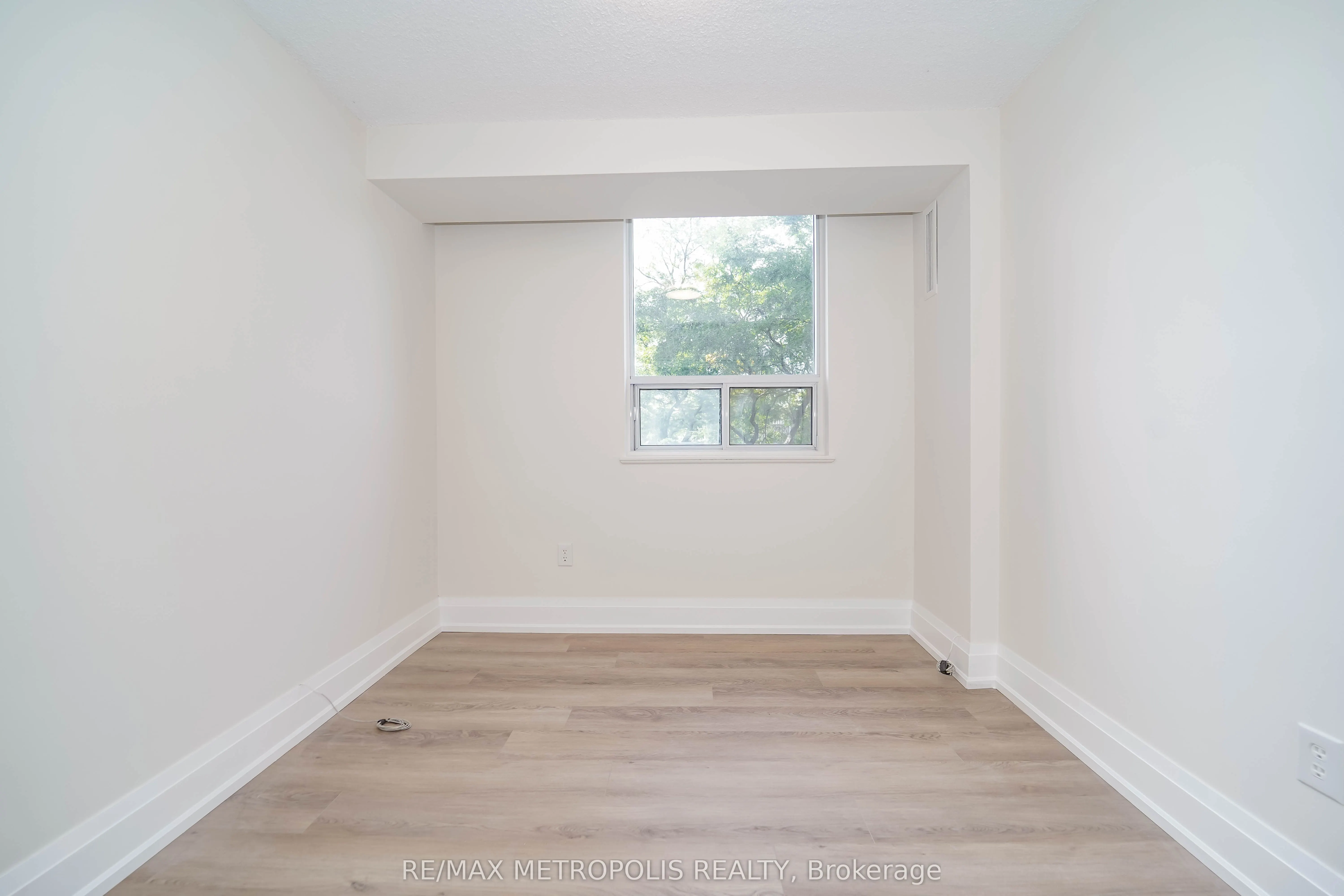 10 Muirhead Road, #206