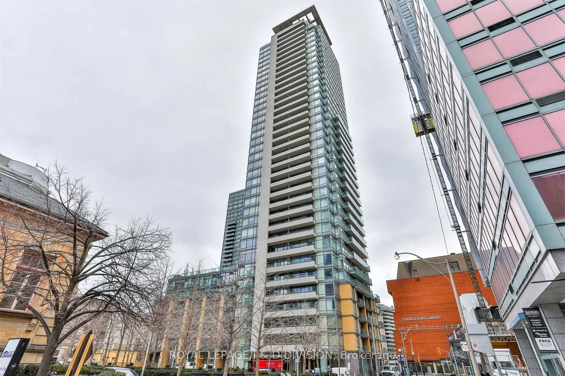 18 Yorkville Avenue, #3104