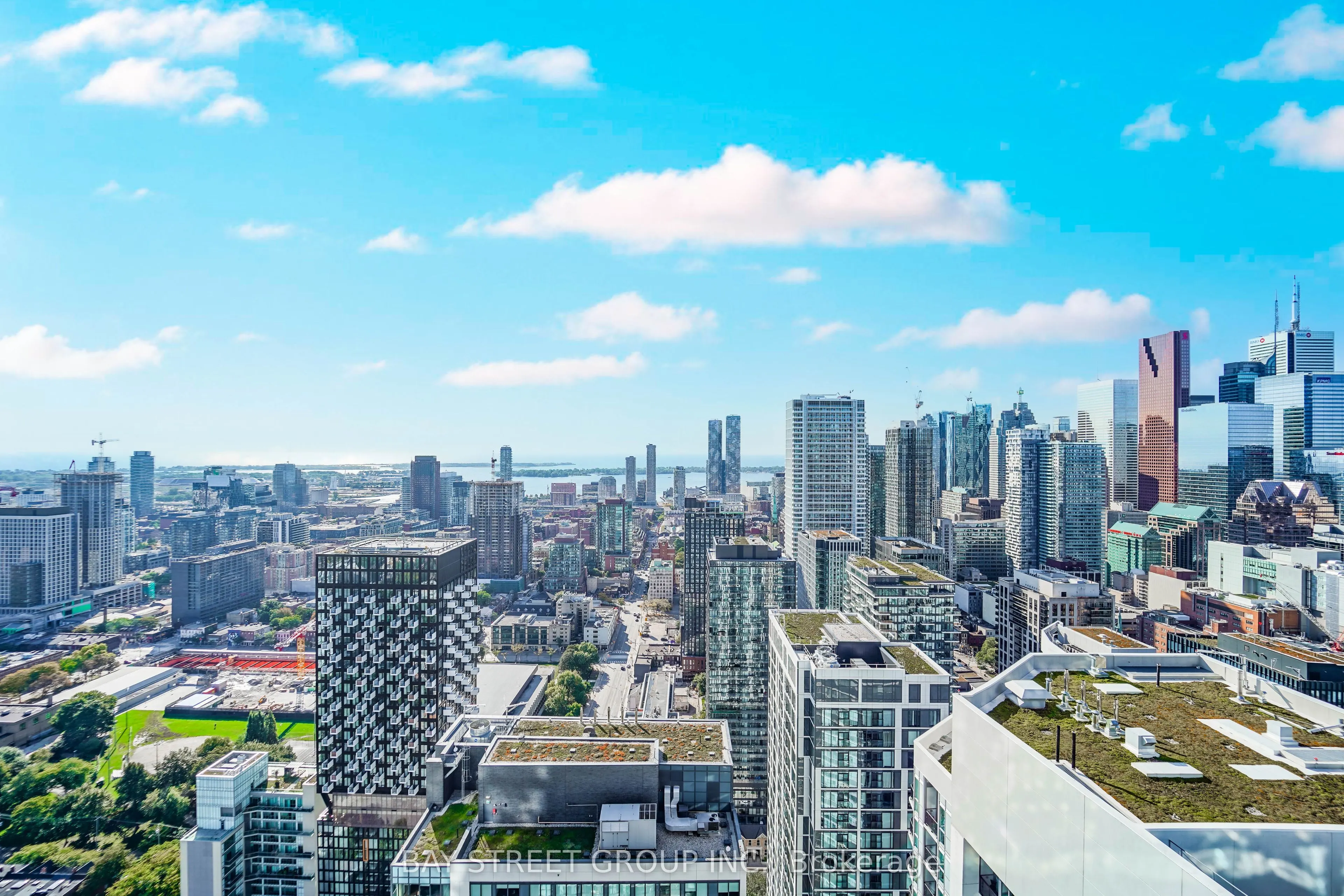159 Dundas Street E, #4302