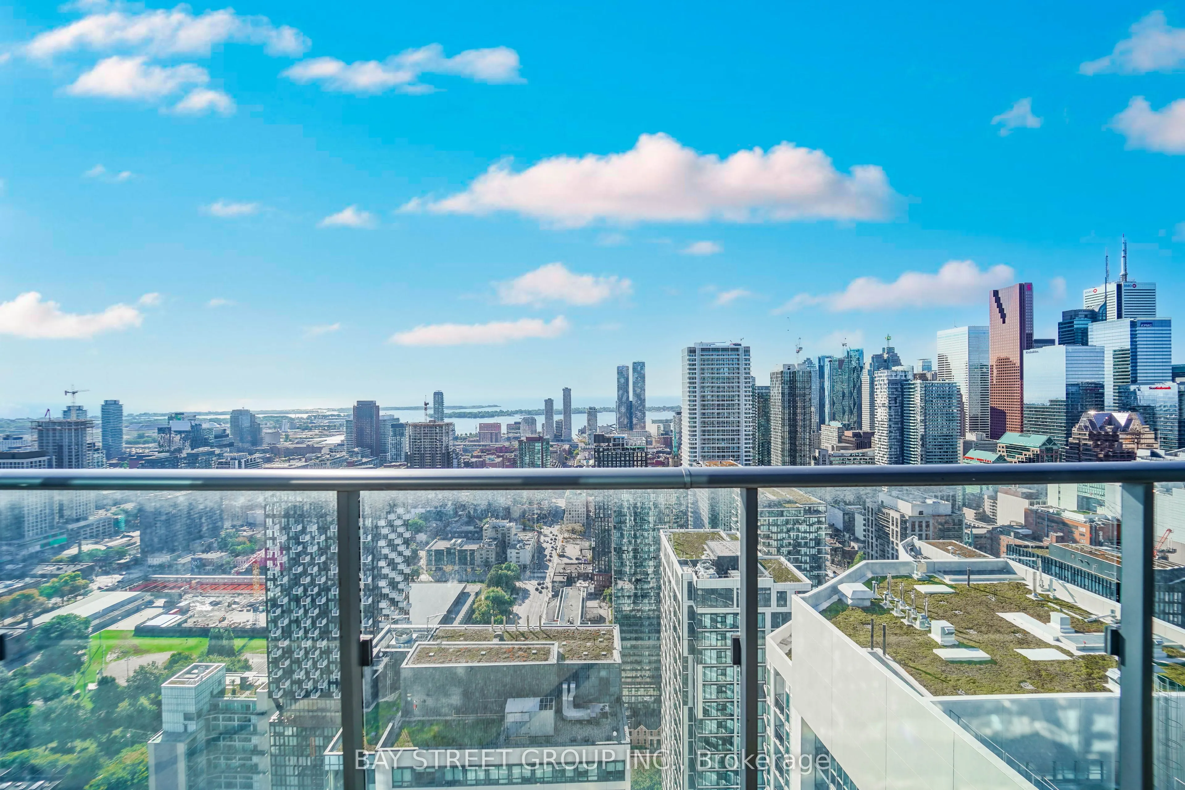 159 Dundas Street E, #4302