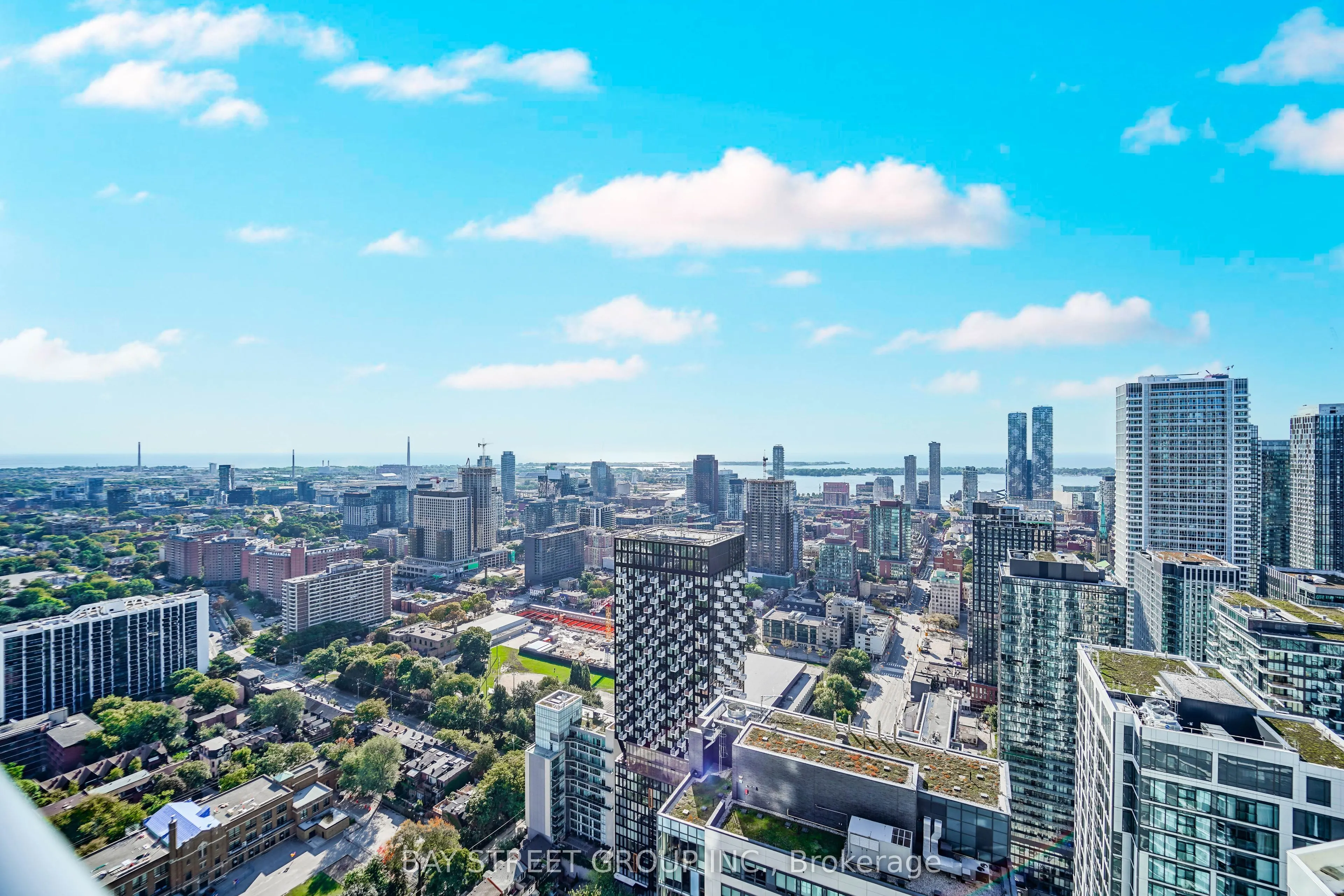 159 Dundas Street E, #4302
