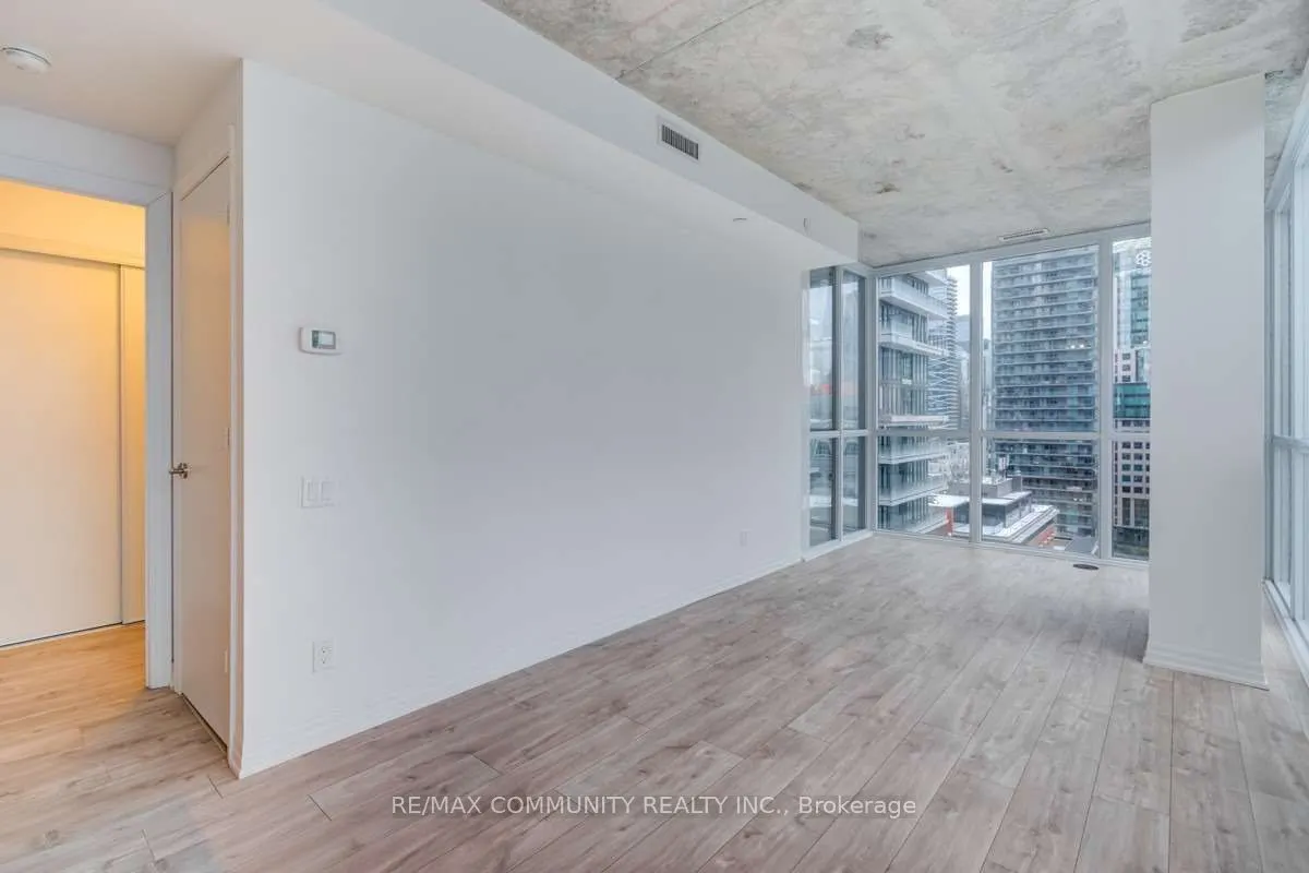 88 Blue Jays Way, #1605