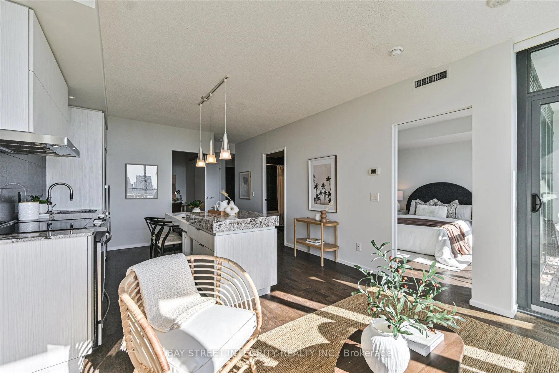 101 Charles Street E, #3203