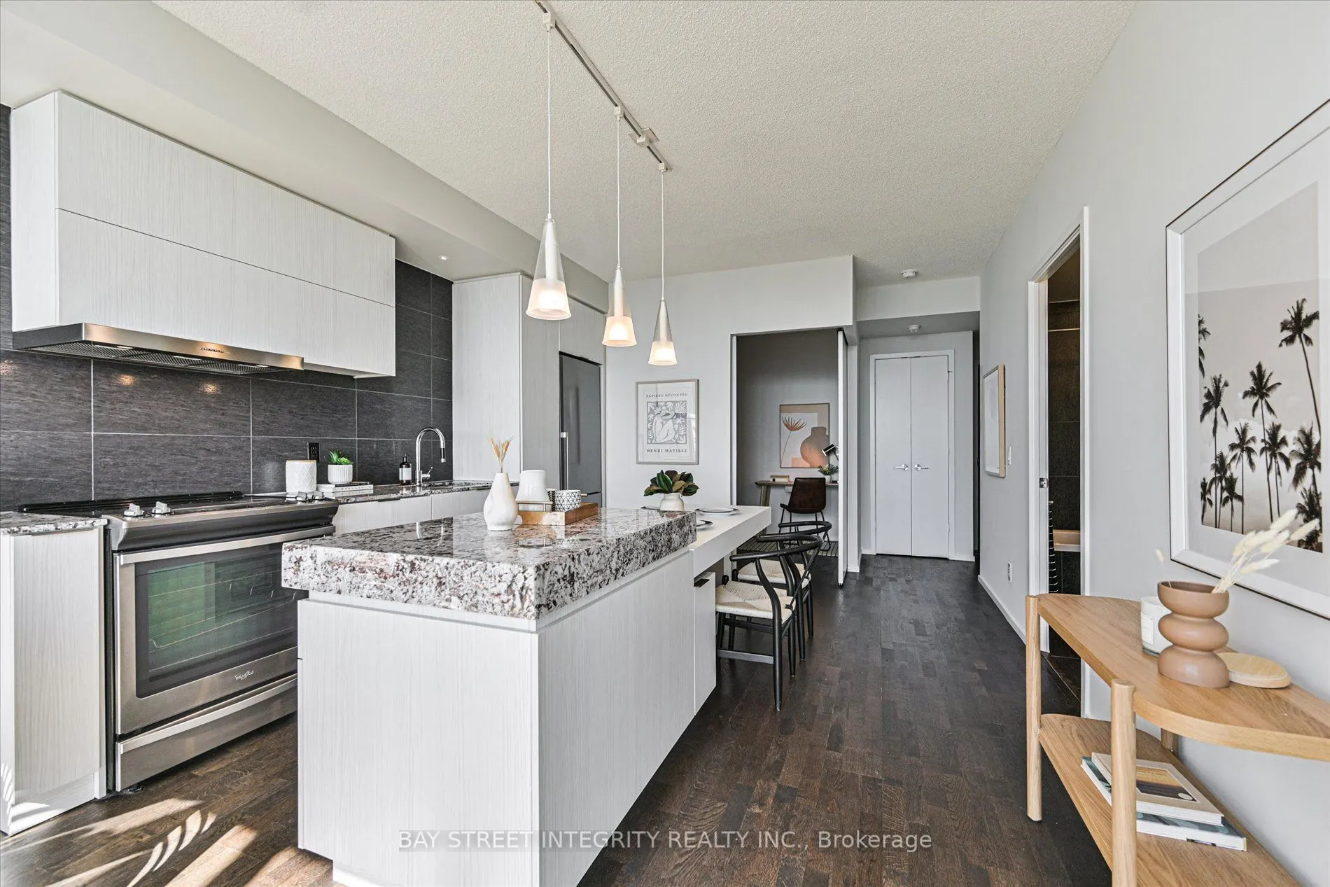 101 Charles Street E, #3203