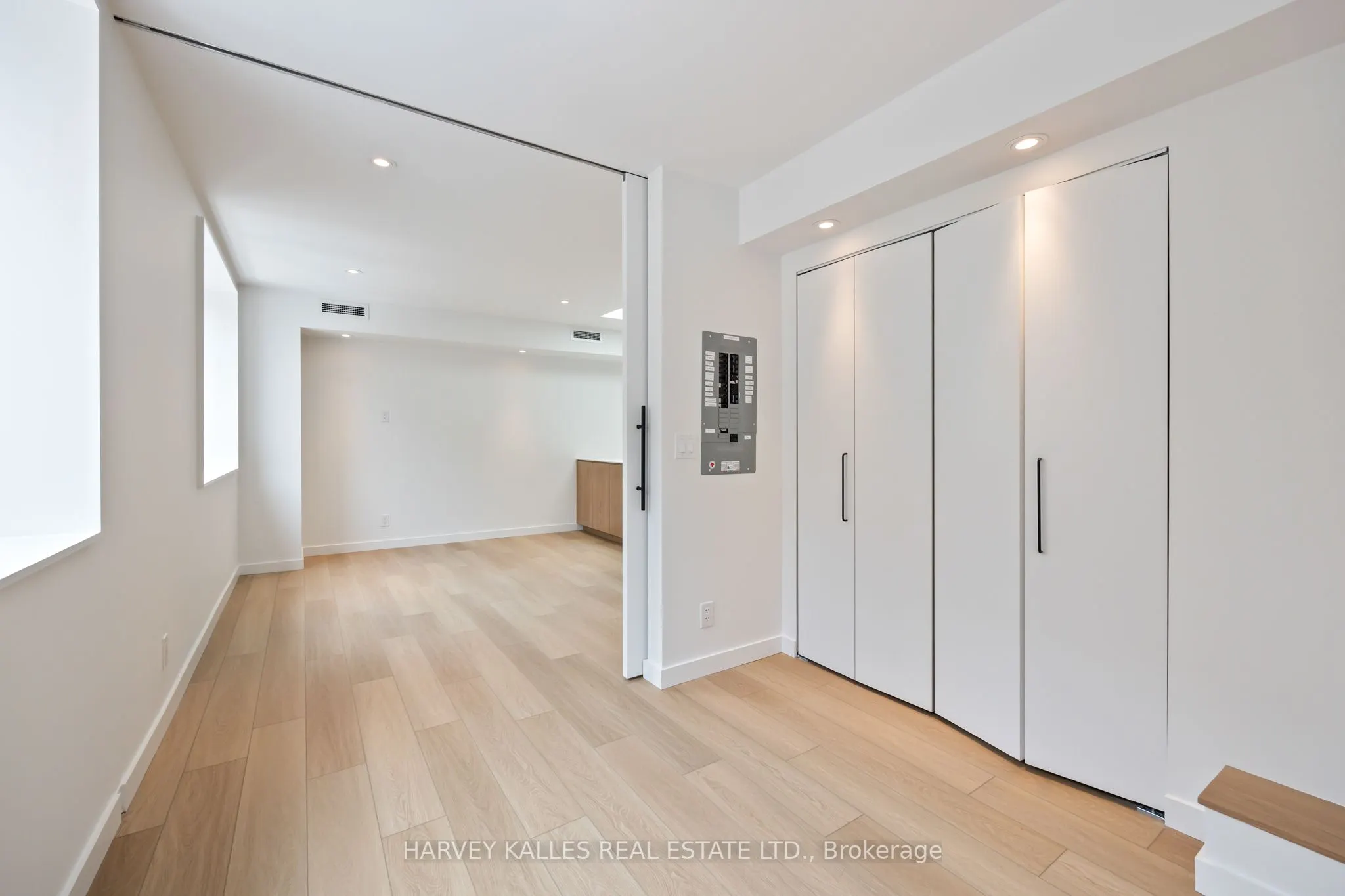 1730 Avenue Road, #2
