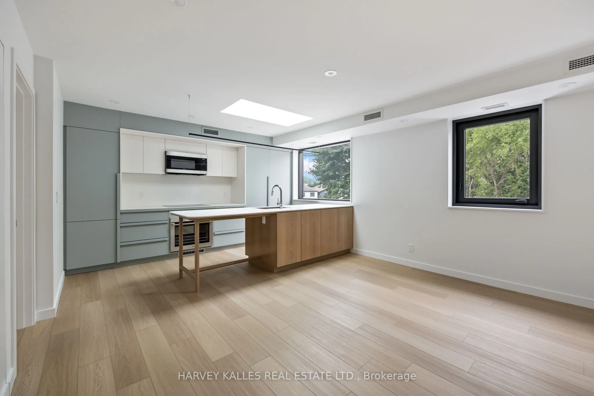 1730 Avenue Road, #2