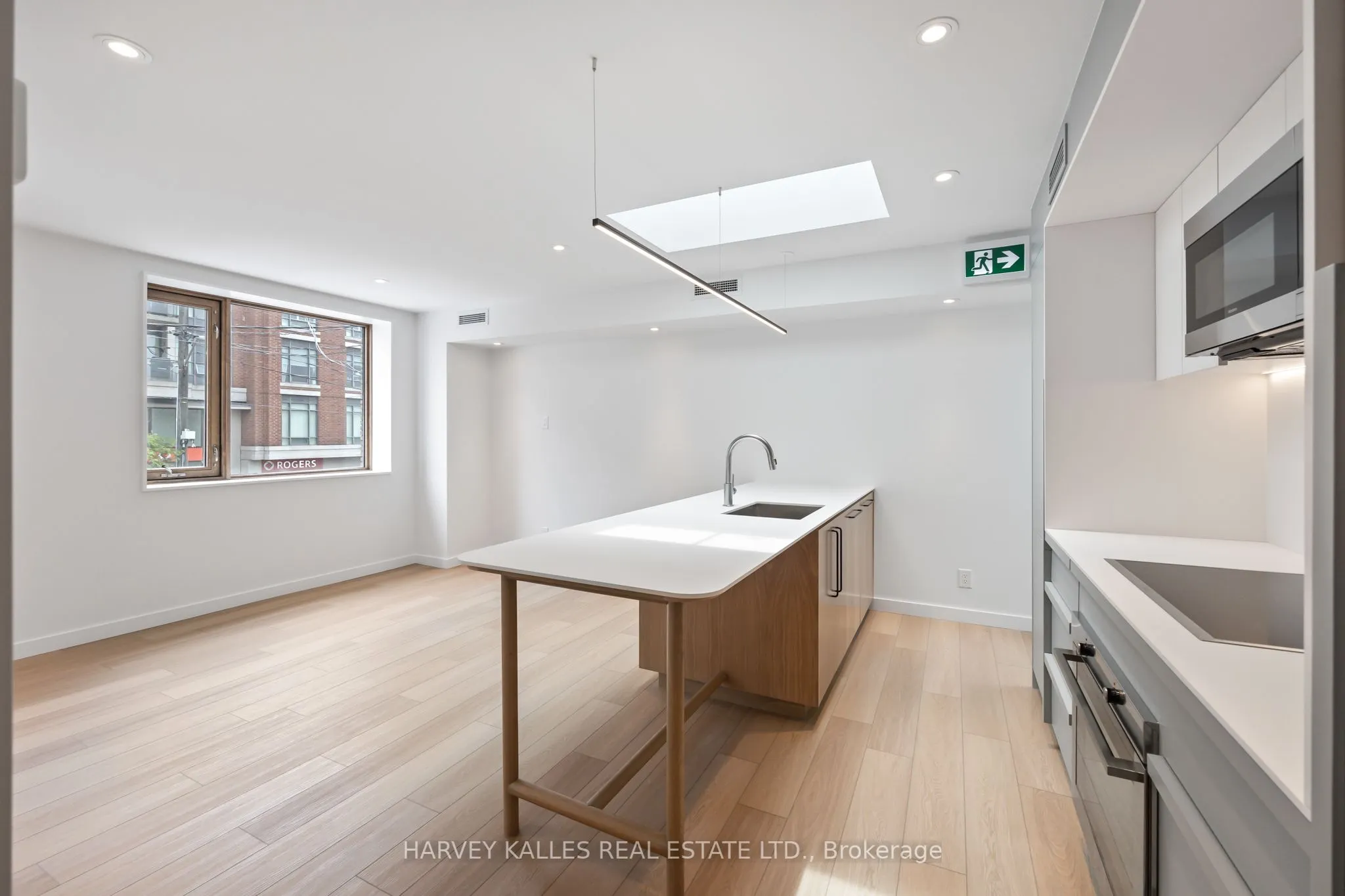1730 Avenue Road, #2