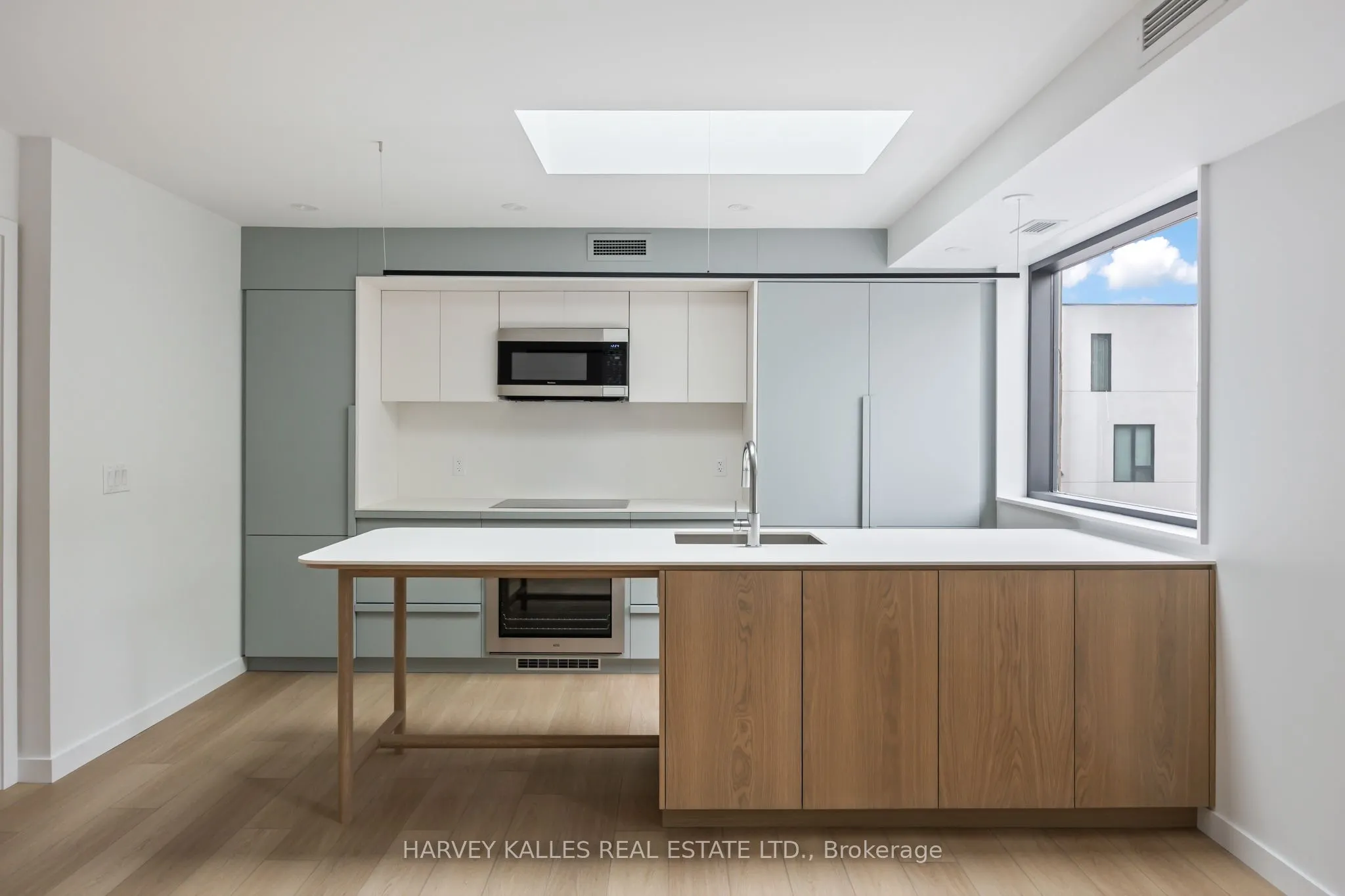 1730 Avenue Road, #2