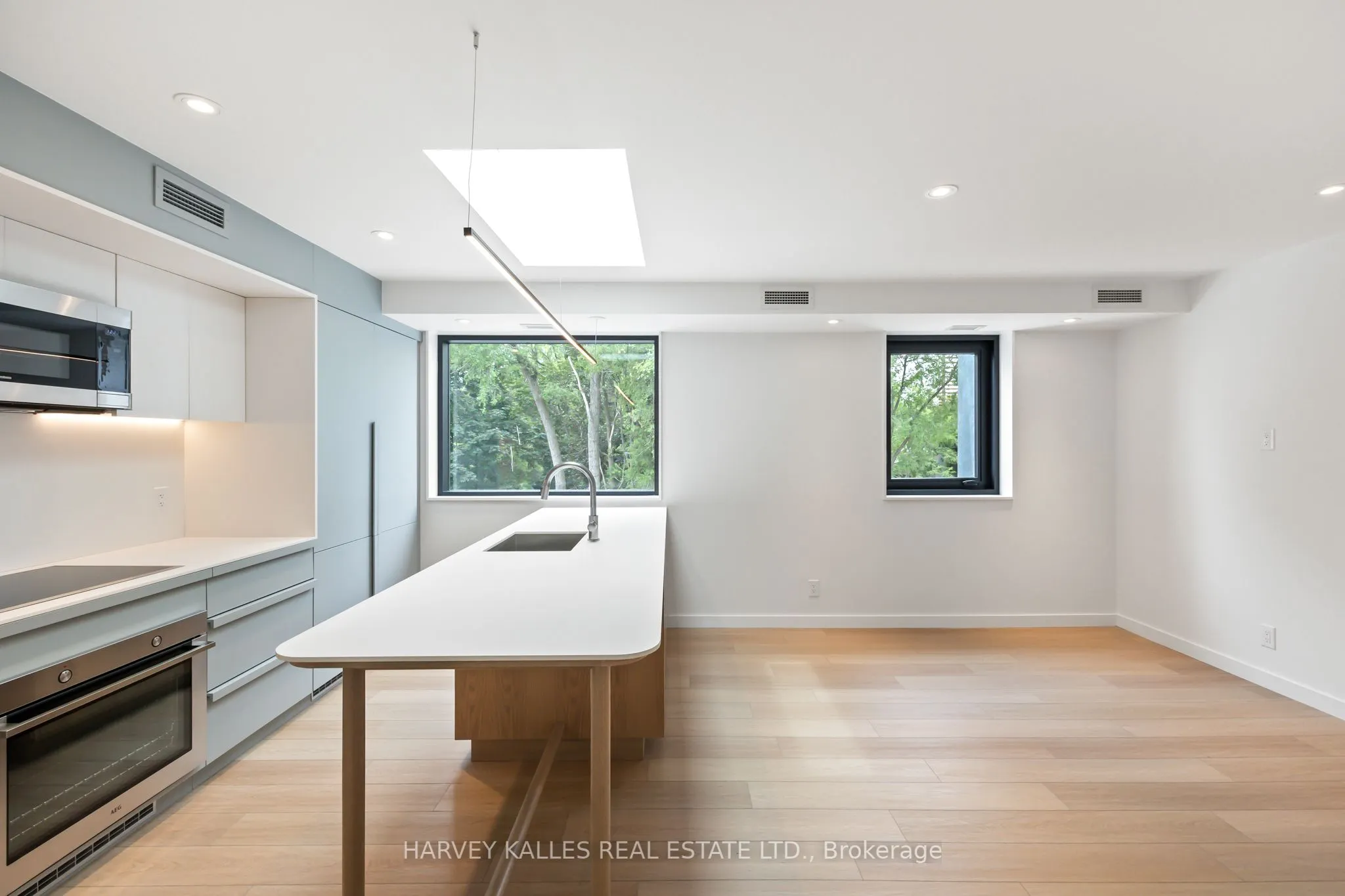 1730 Avenue Road, #2