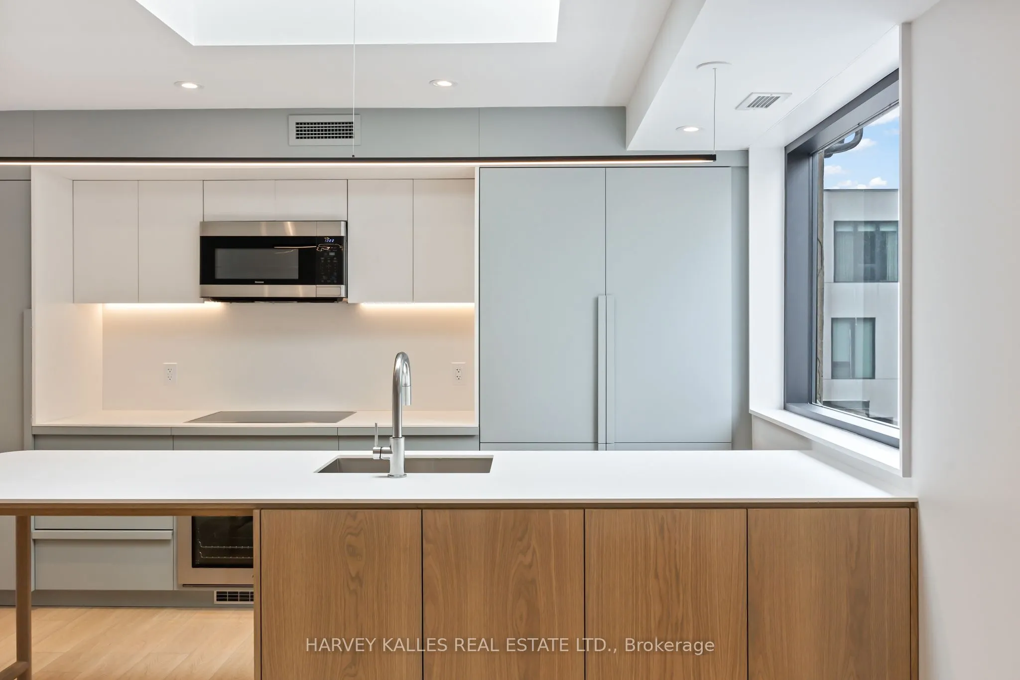 1730 Avenue Road, #2