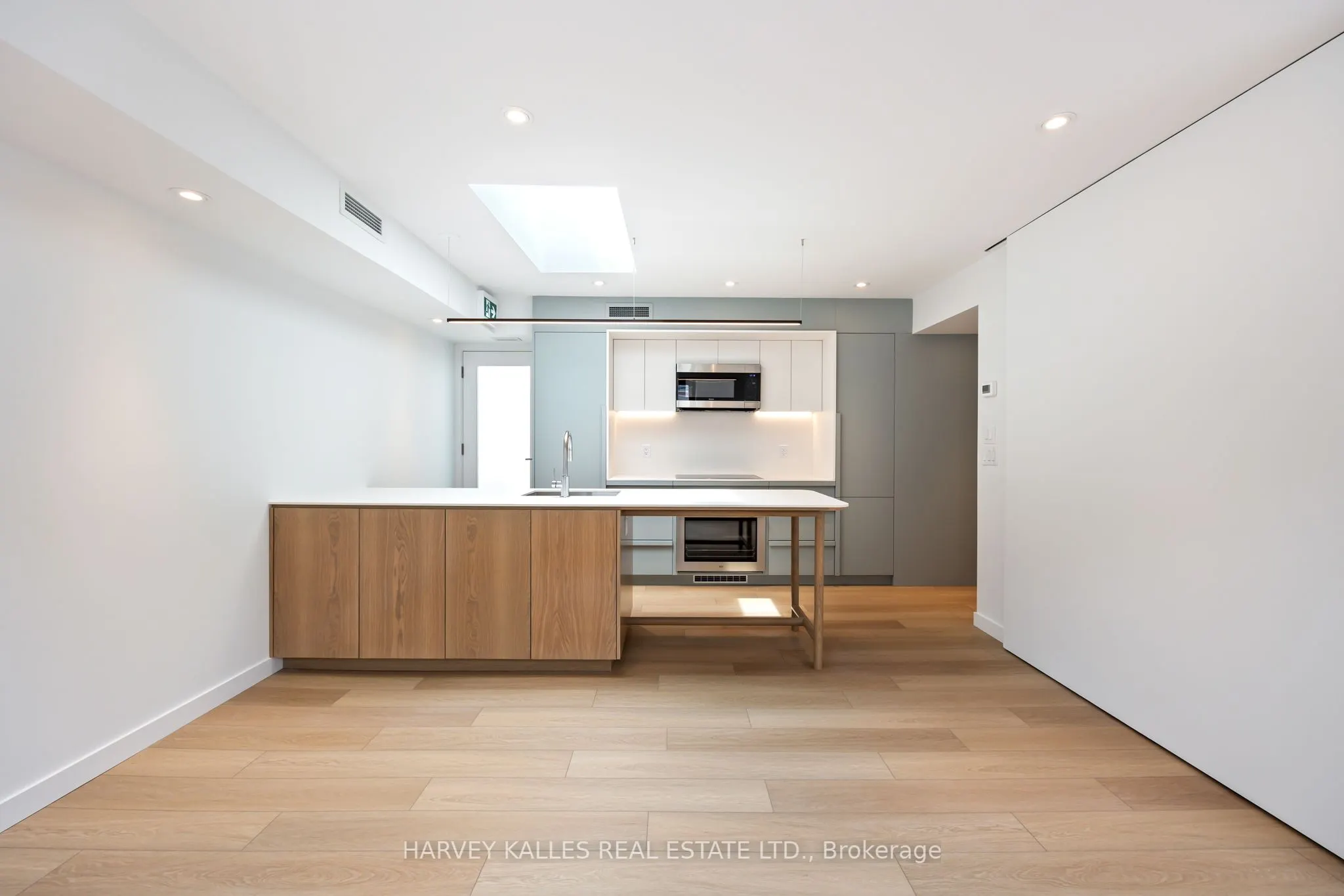 1730 Avenue Road, #2