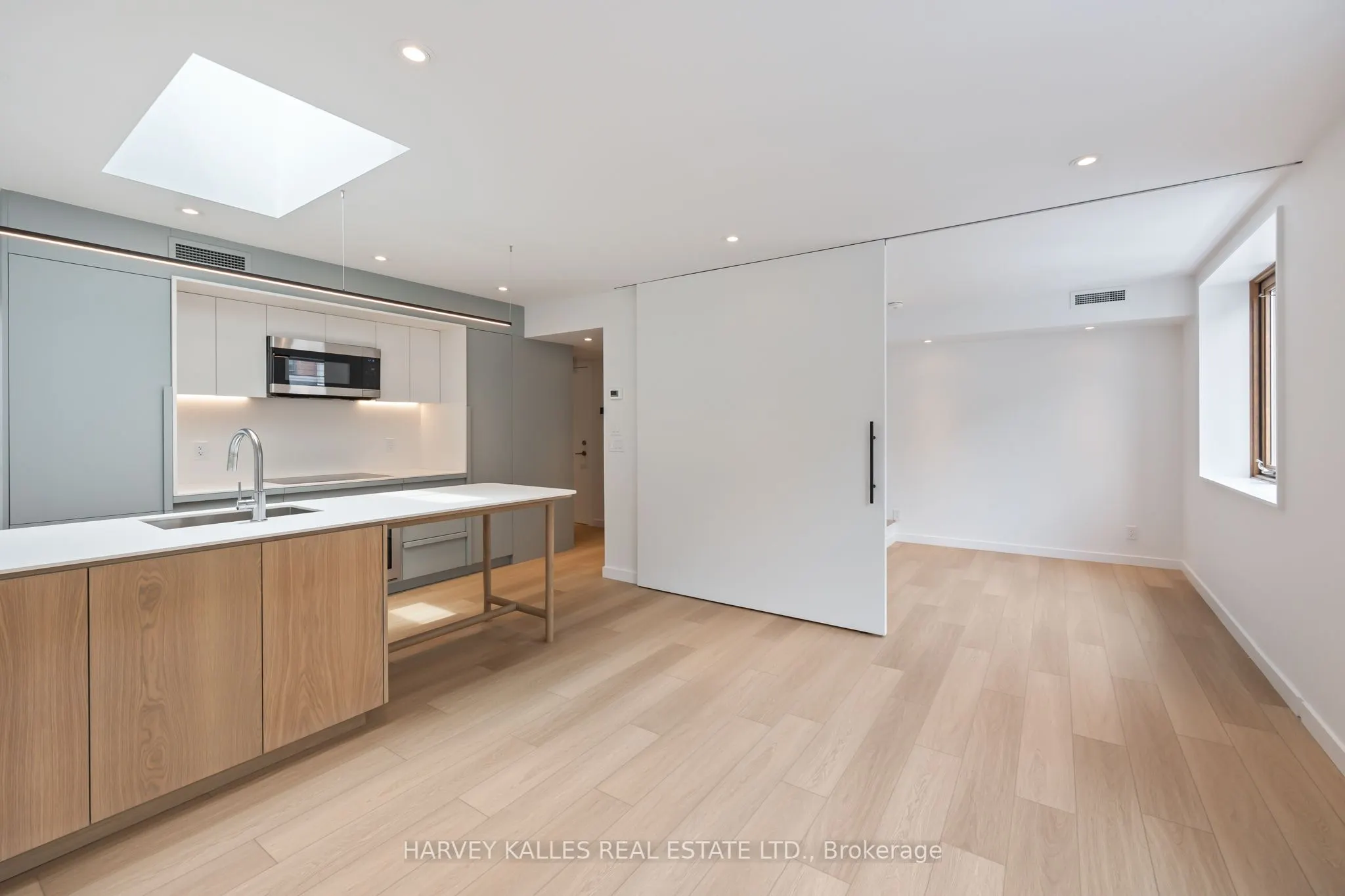 1730 Avenue Road, #2