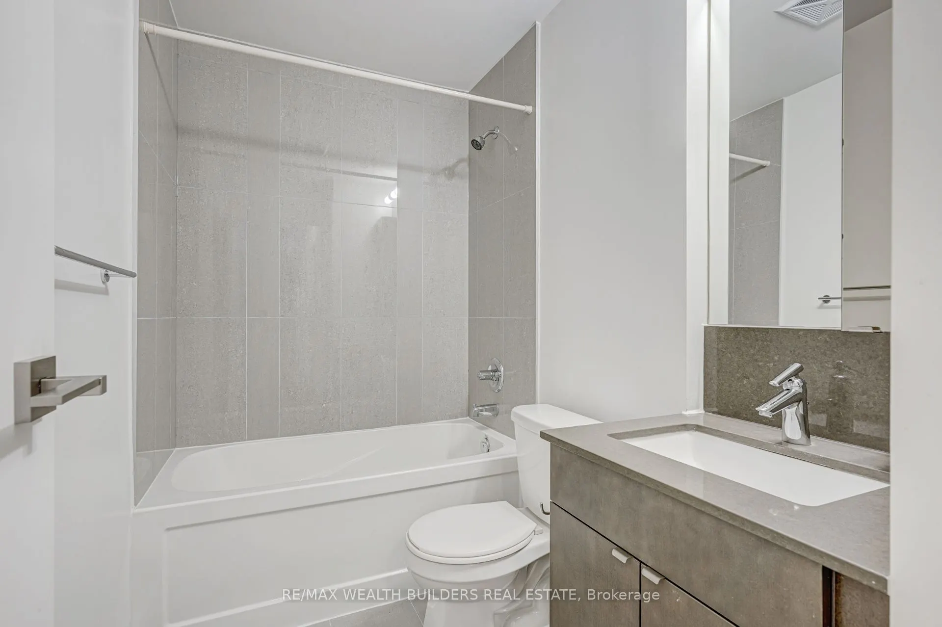 98 Lillian Street, #625