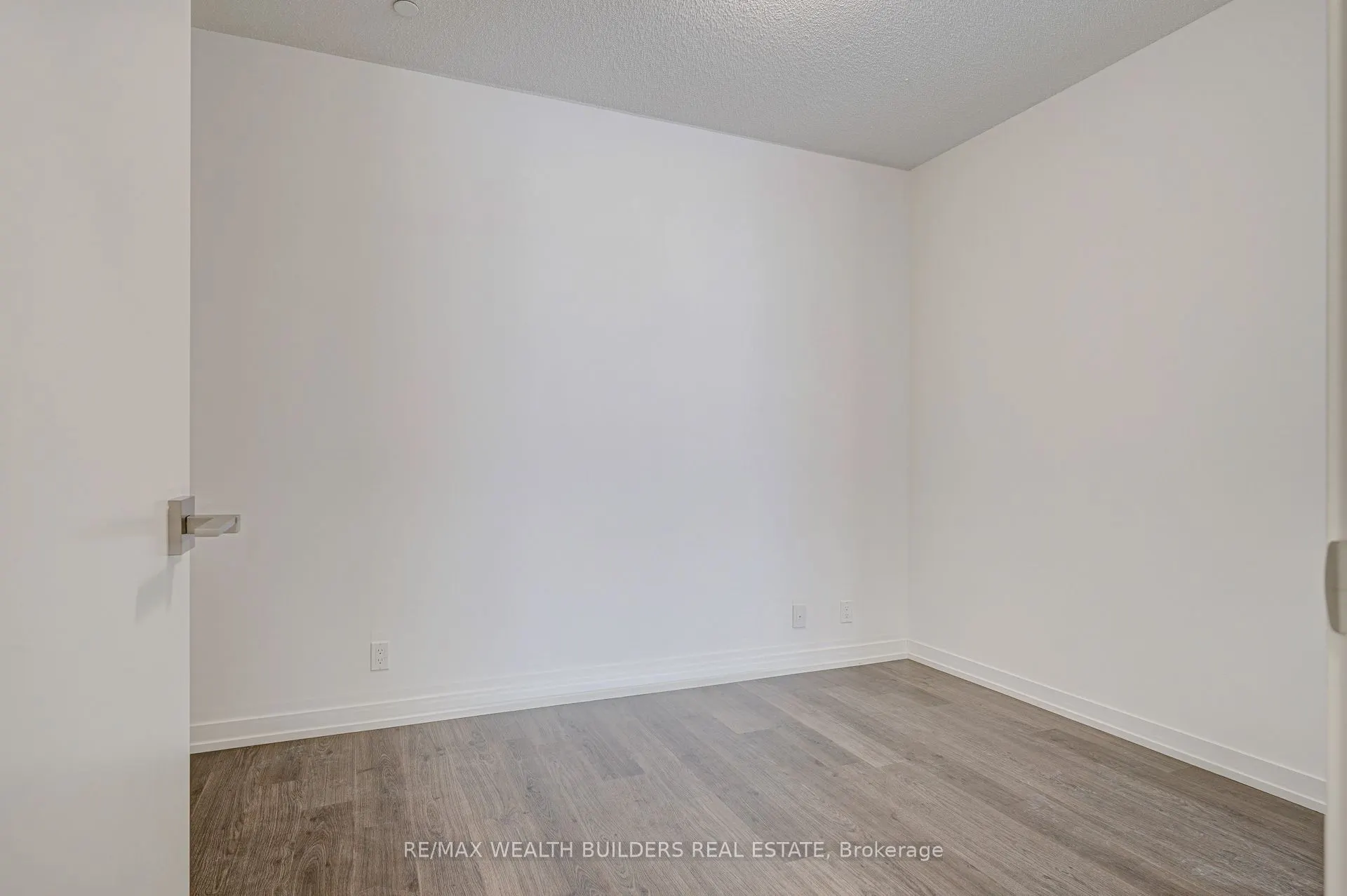 98 Lillian Street, #625