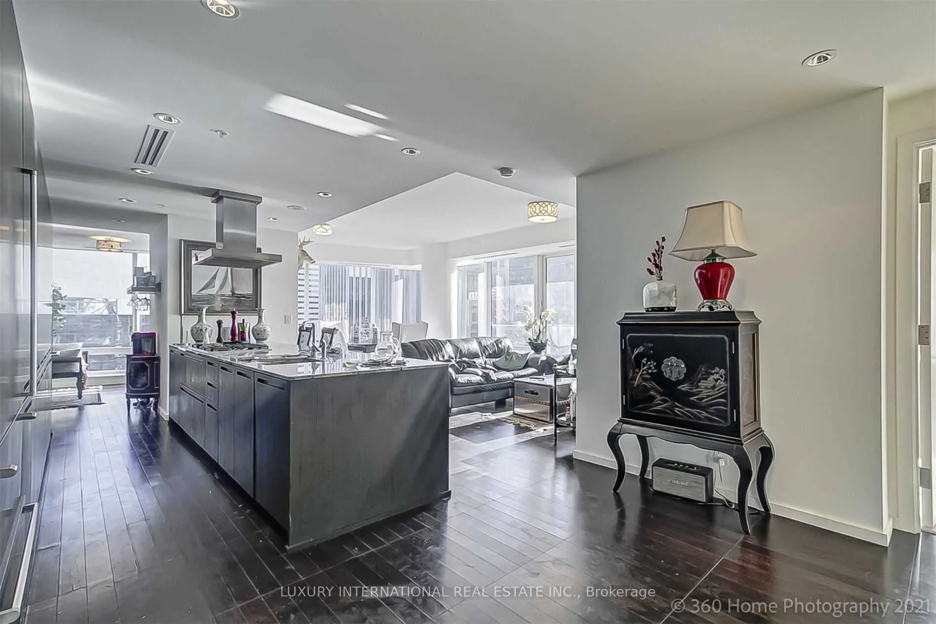 180 University Avenue, #3109