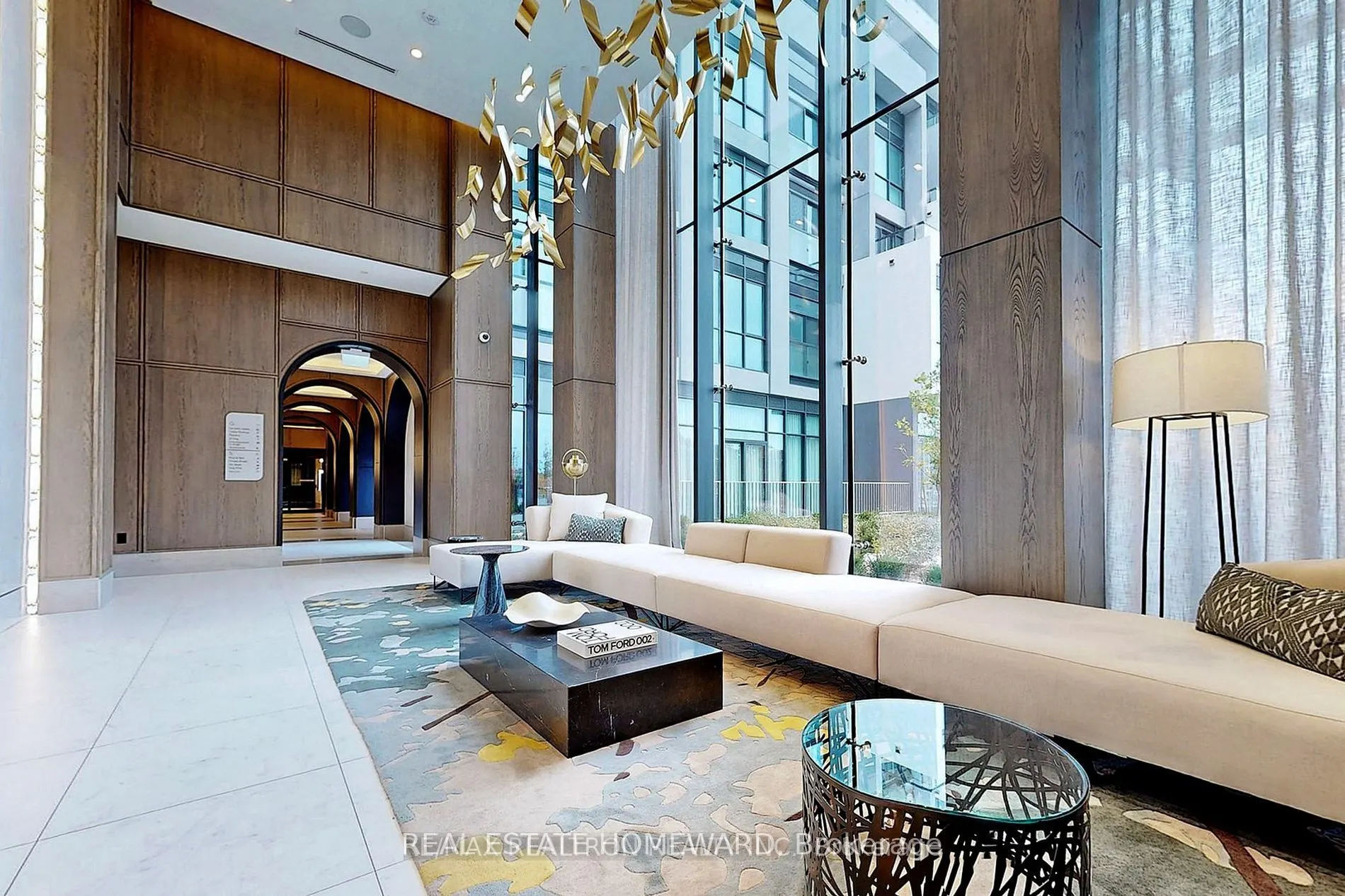 20 Inn On The Park Drive, #2039