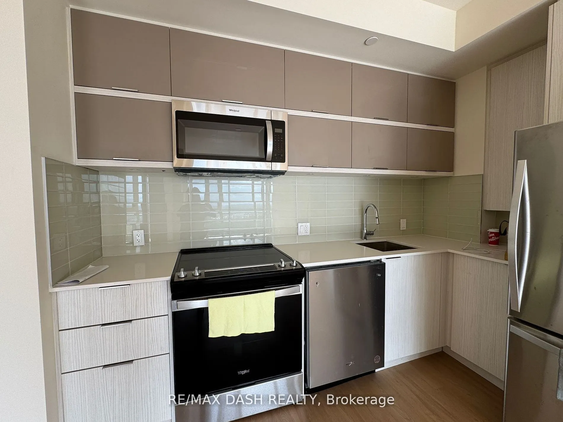 10 Deerlick Court, #1702