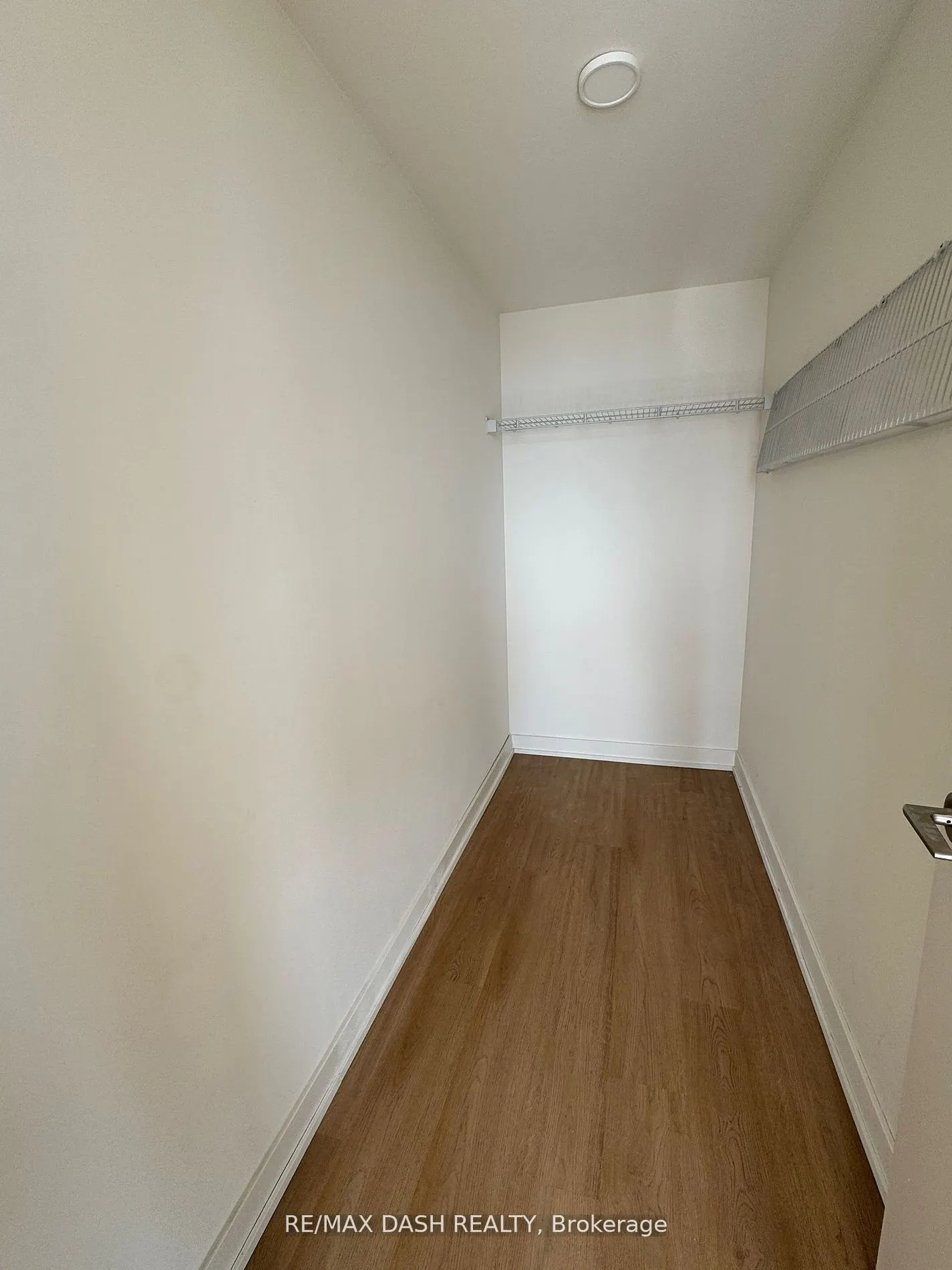 10 Deerlick Court, #1702