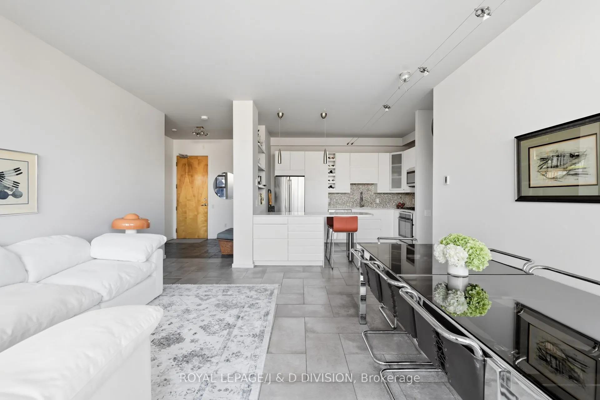 160 Baldwin Street, #610