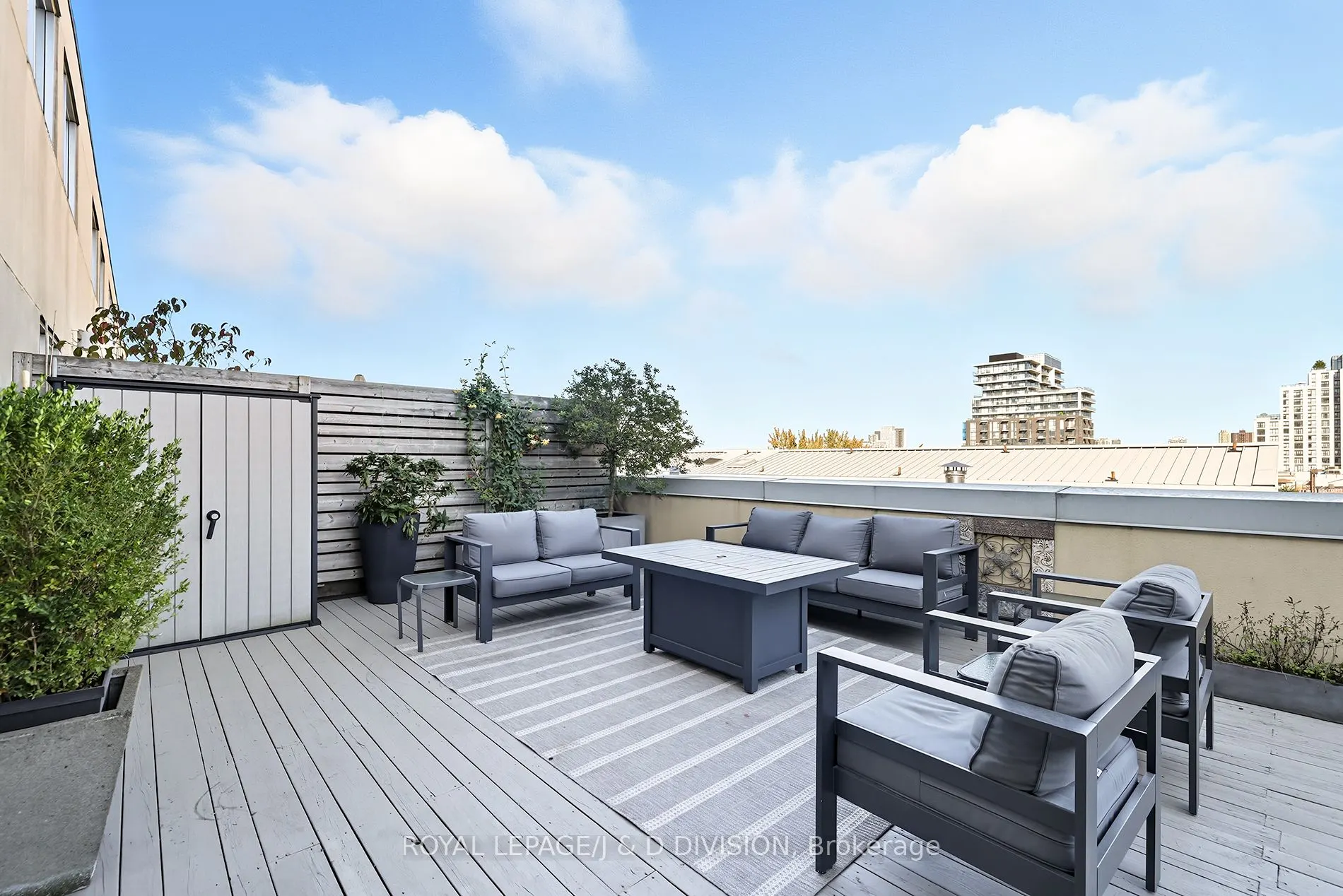 160 Baldwin Street, #610
