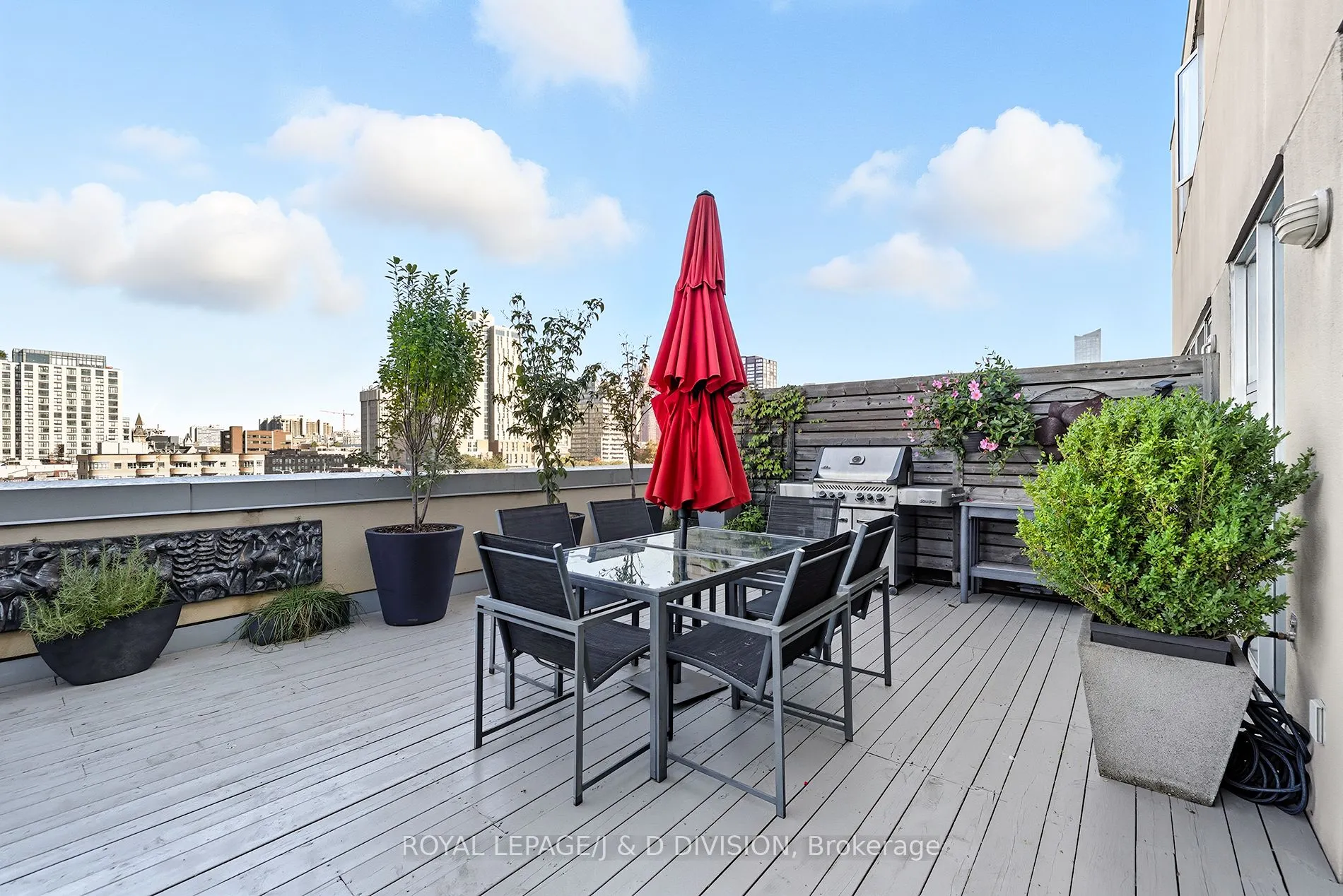 160 Baldwin Street, #610