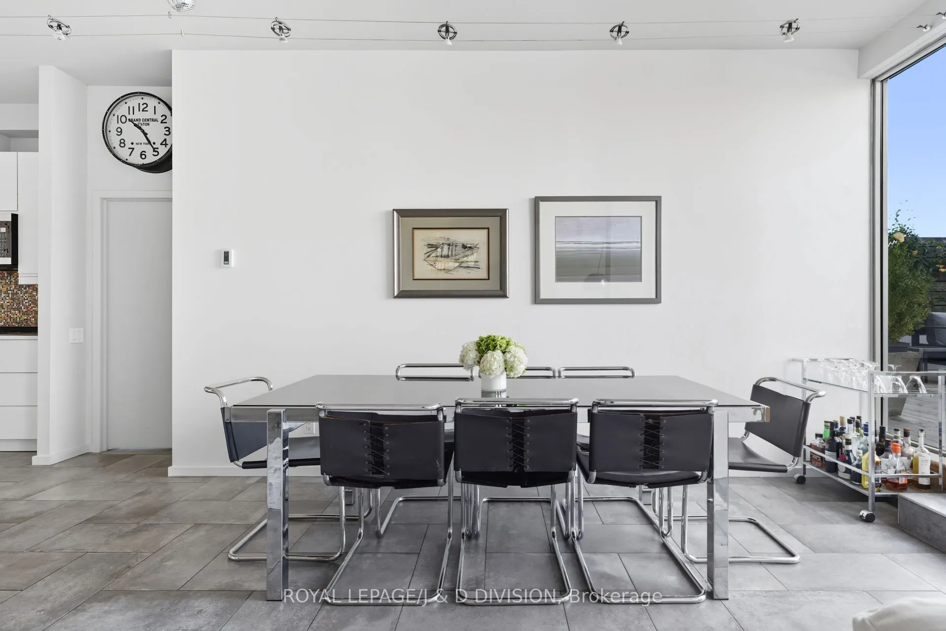 160 Baldwin Street, #610