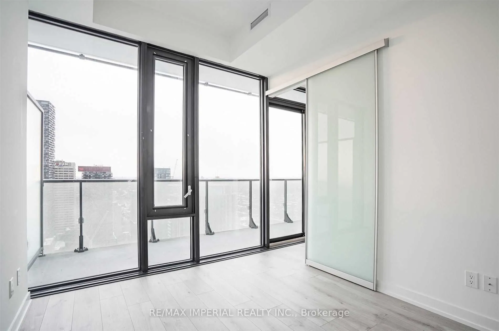 161 Roehampton Avenue W, #3711