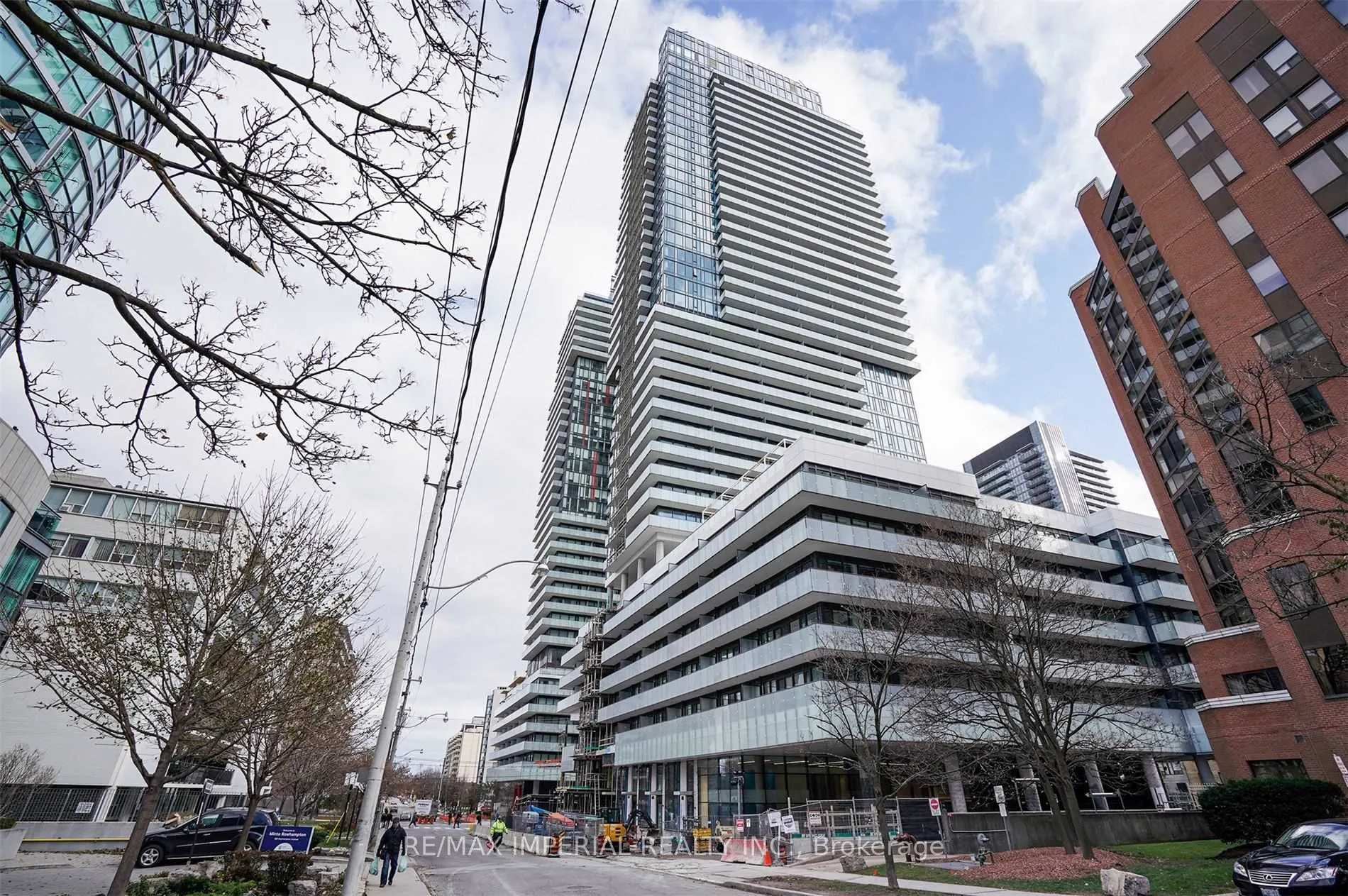 161 Roehampton Avenue W, #3711