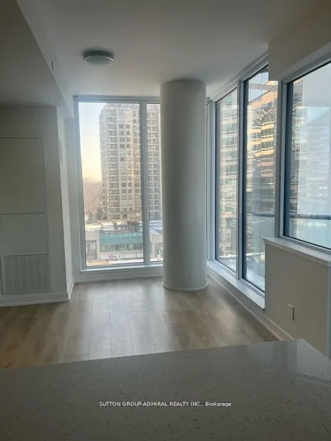 15 Ellerslie Avenue, #602