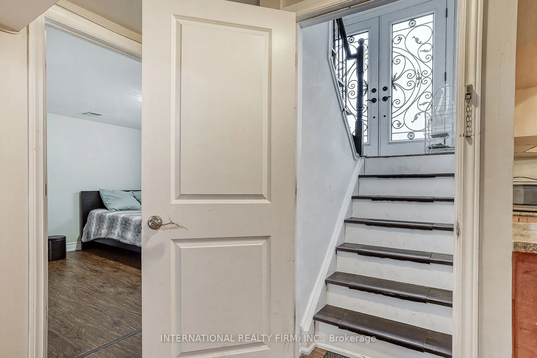 4 Yeomans Road, #Basement