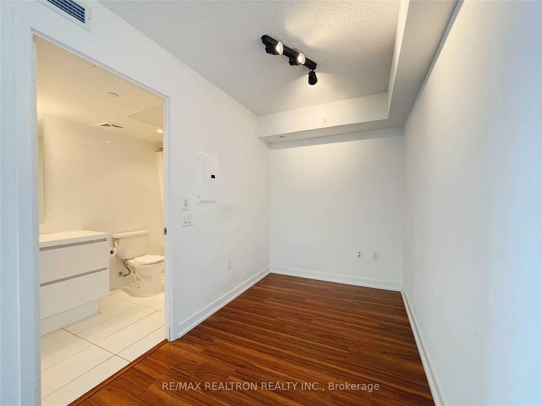 75 Queens Wharf Road, #3503