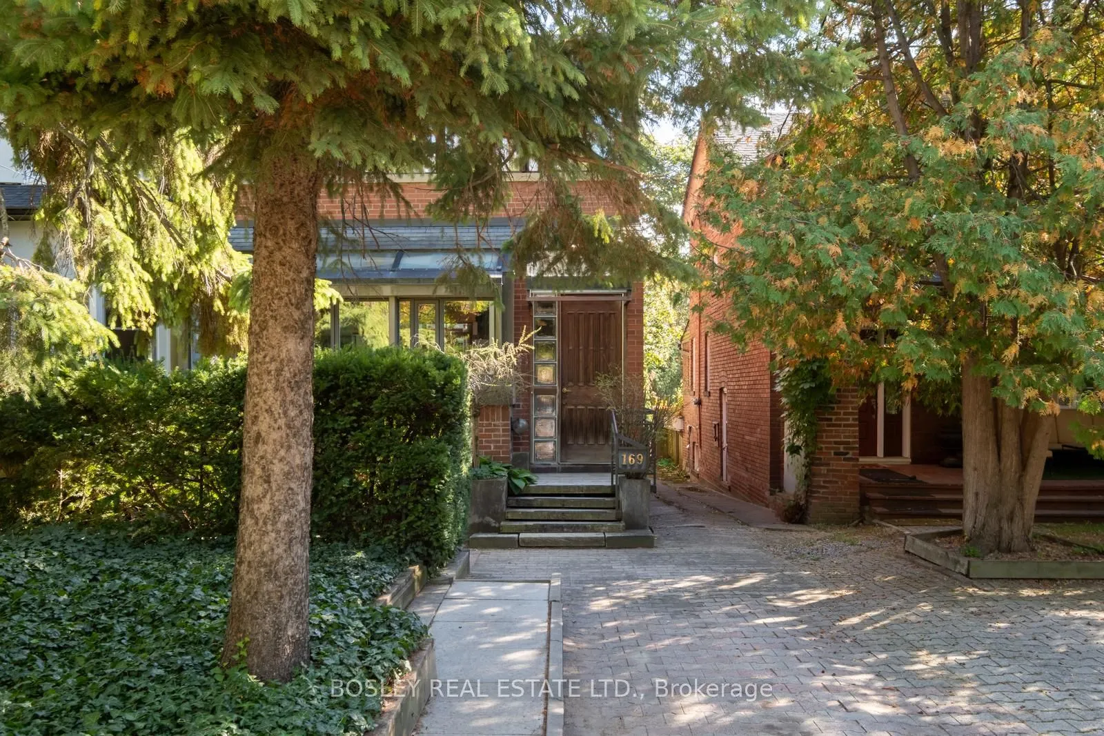 169 Heath Street E