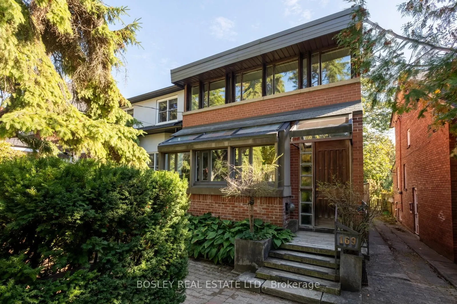 169 Heath Street E