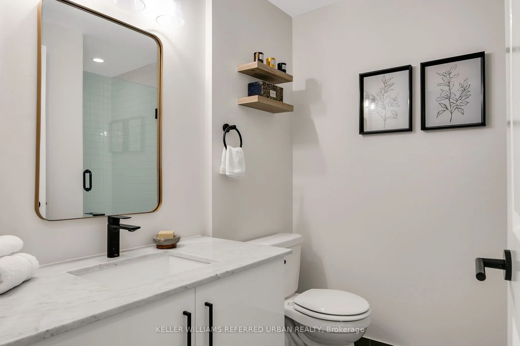 23 Glebe Road W, #725