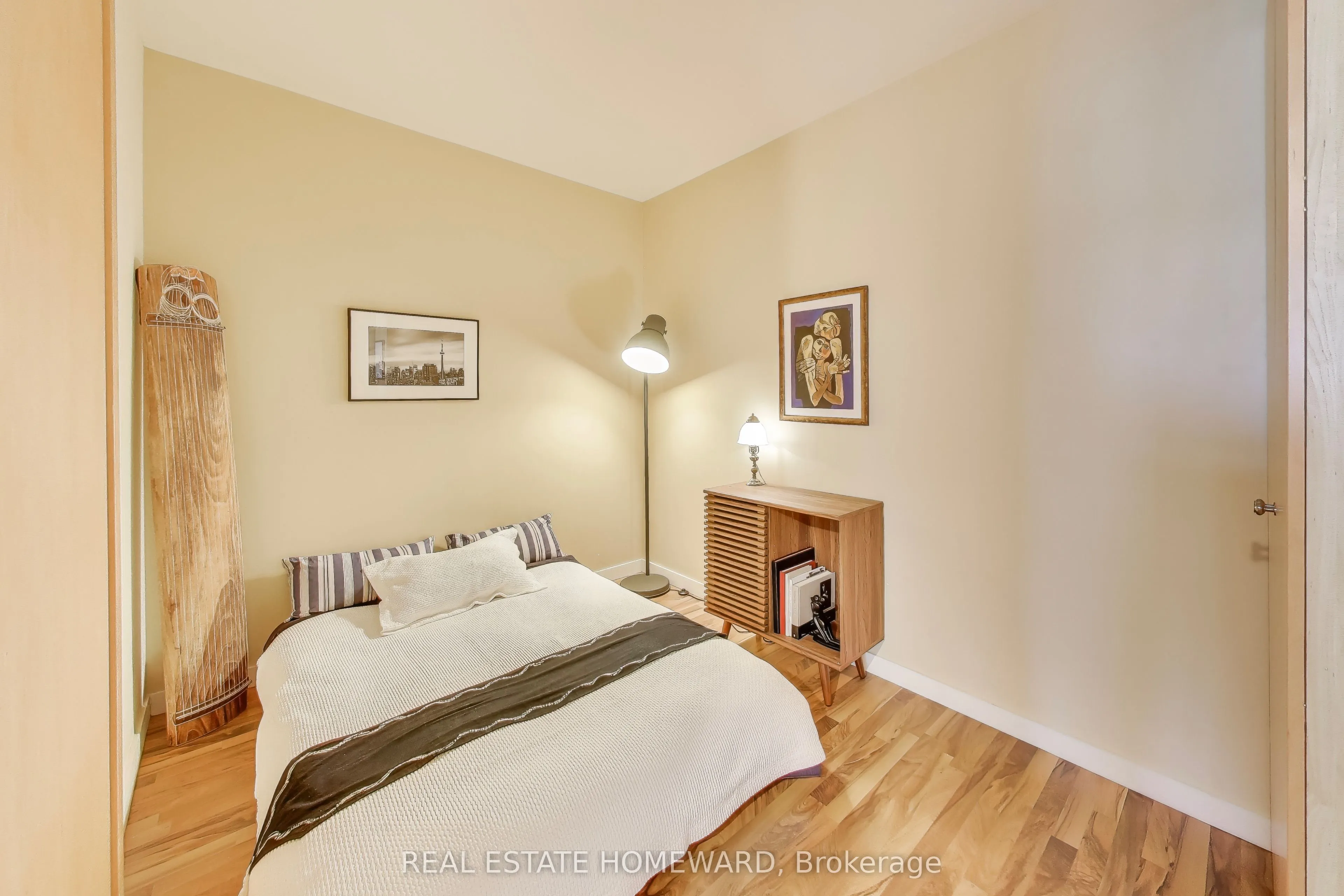 1 Shaw Street, #1201