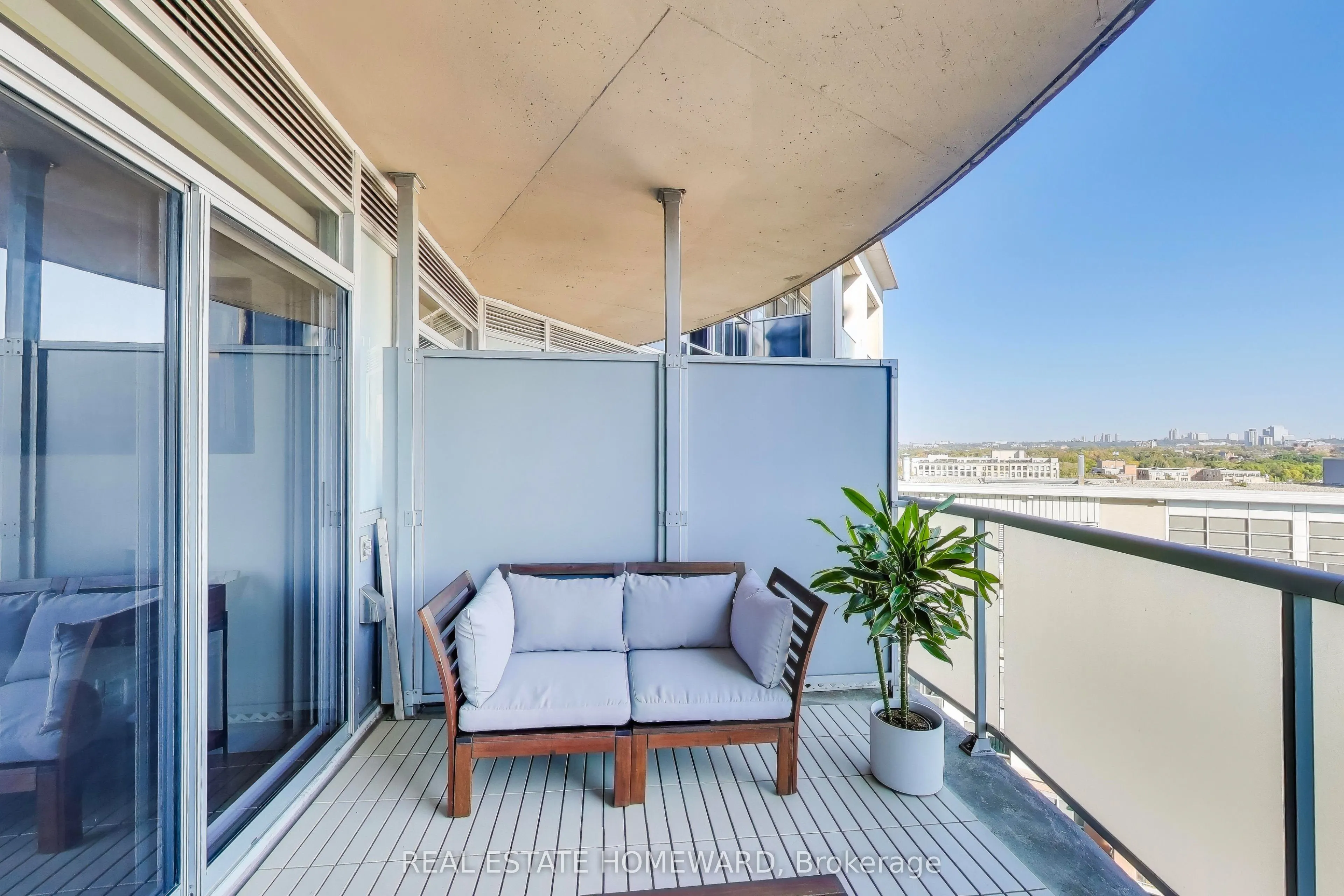 1 Shaw Street, #1201