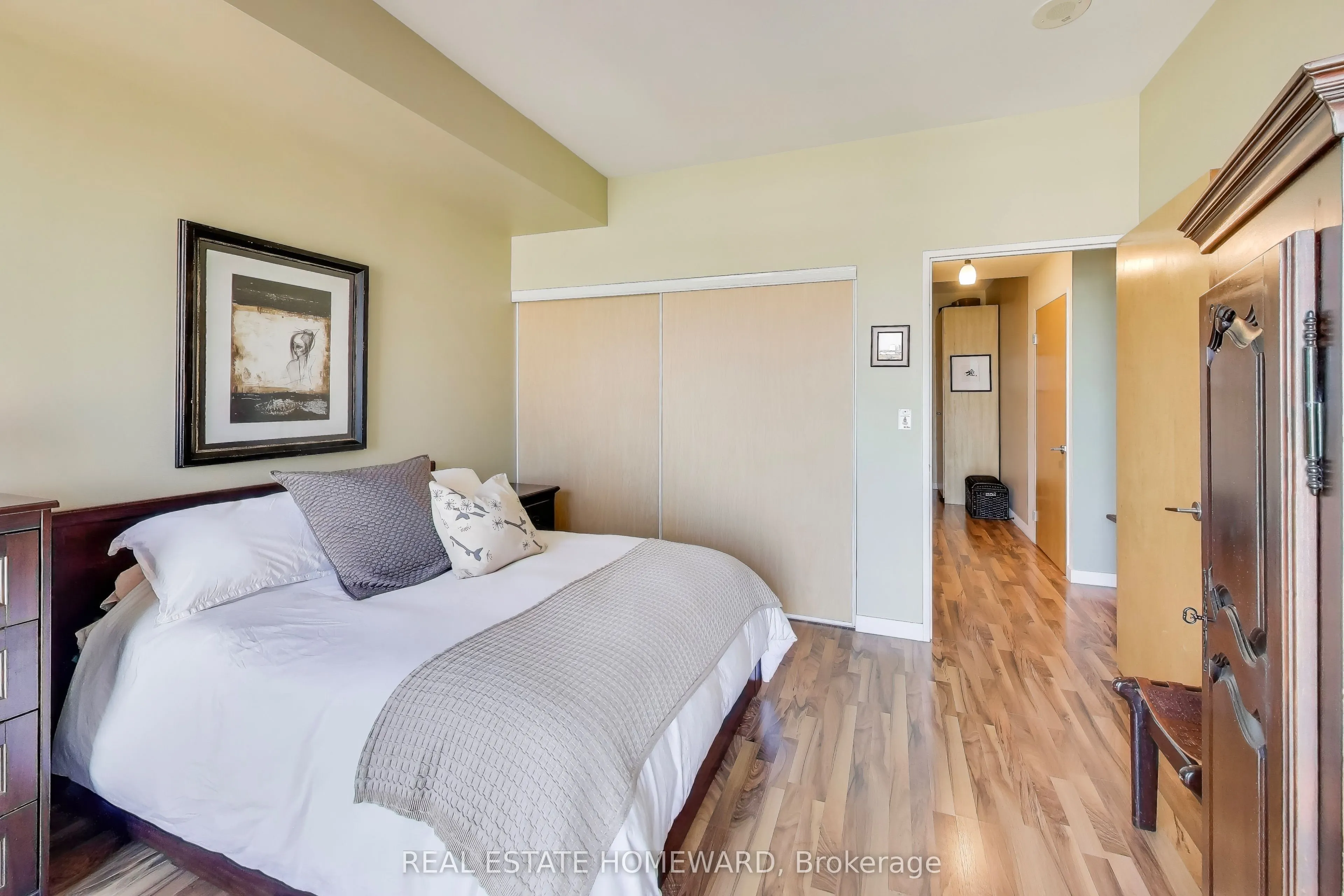 1 Shaw Street, #1201