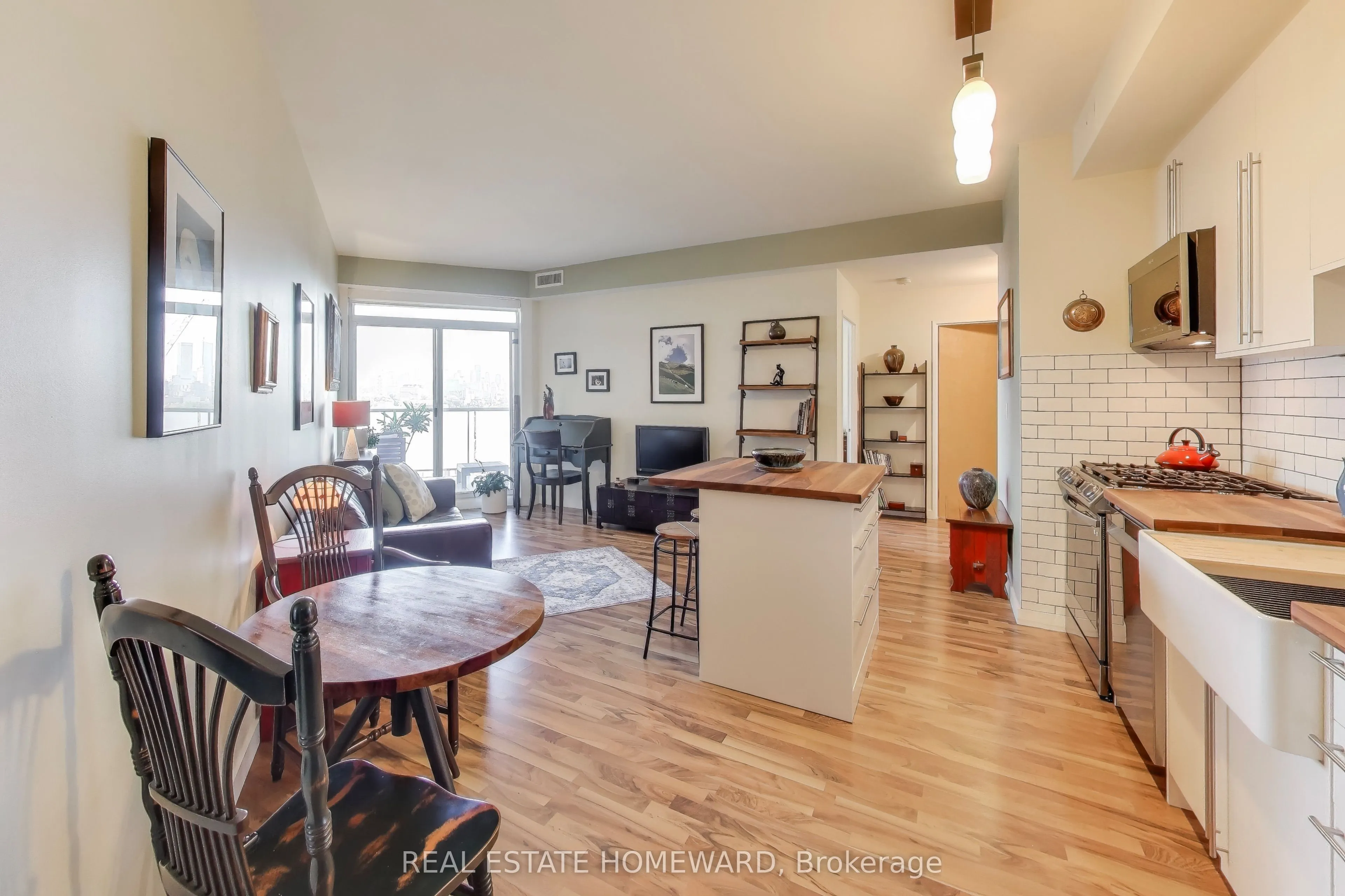 1 Shaw Street, #1201