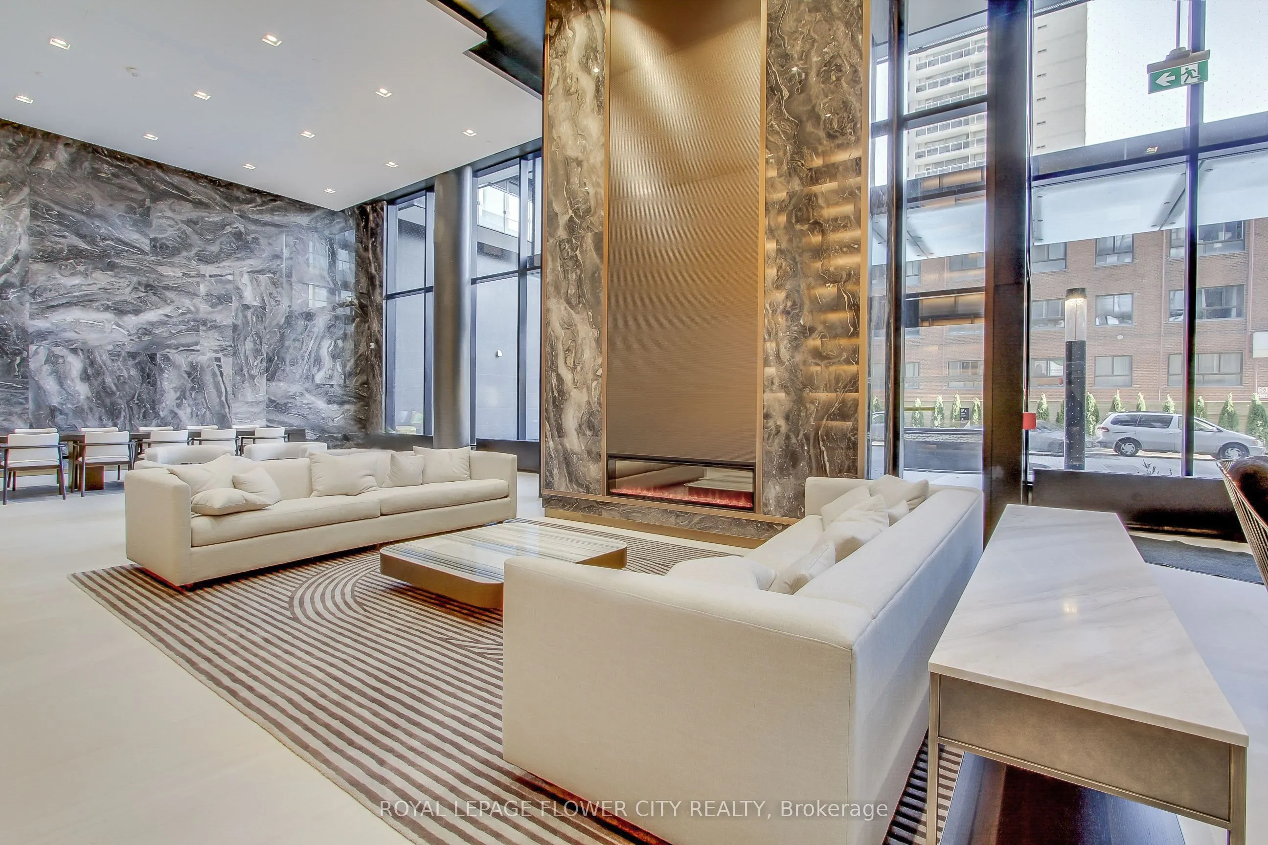 117 Broadway Avenue, #706