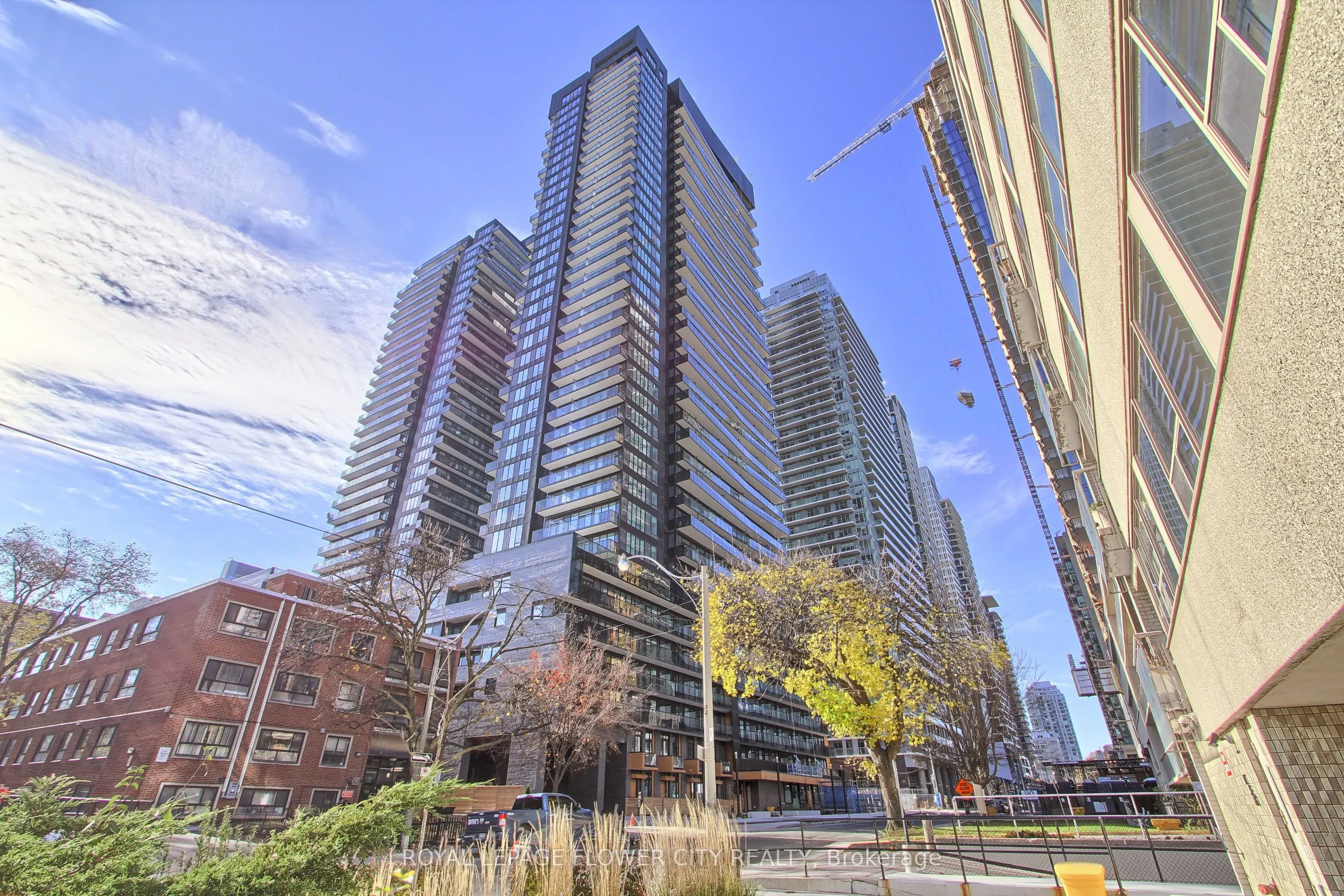 117 Broadway Avenue, #706