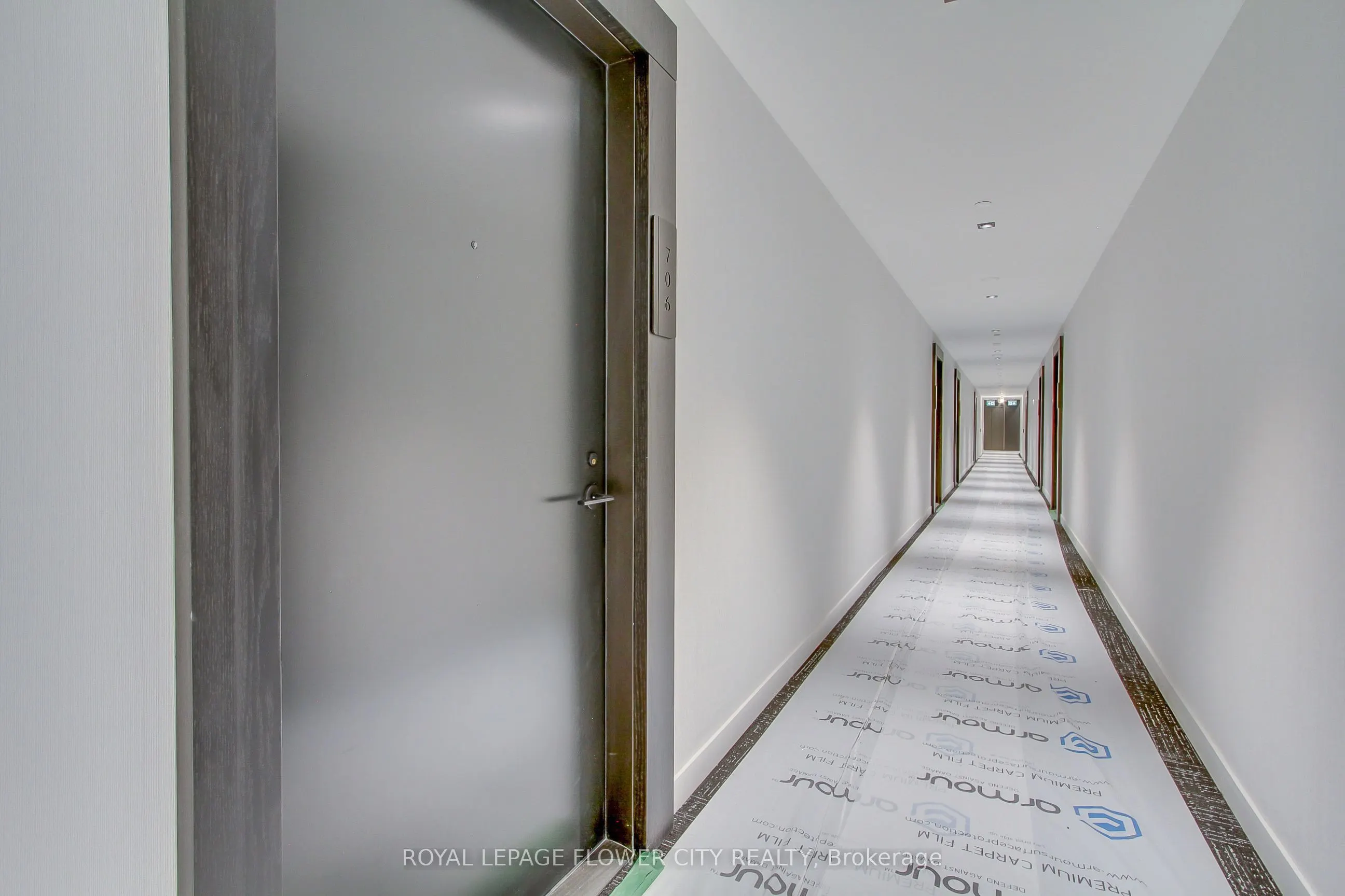 117 Broadway Avenue, #706